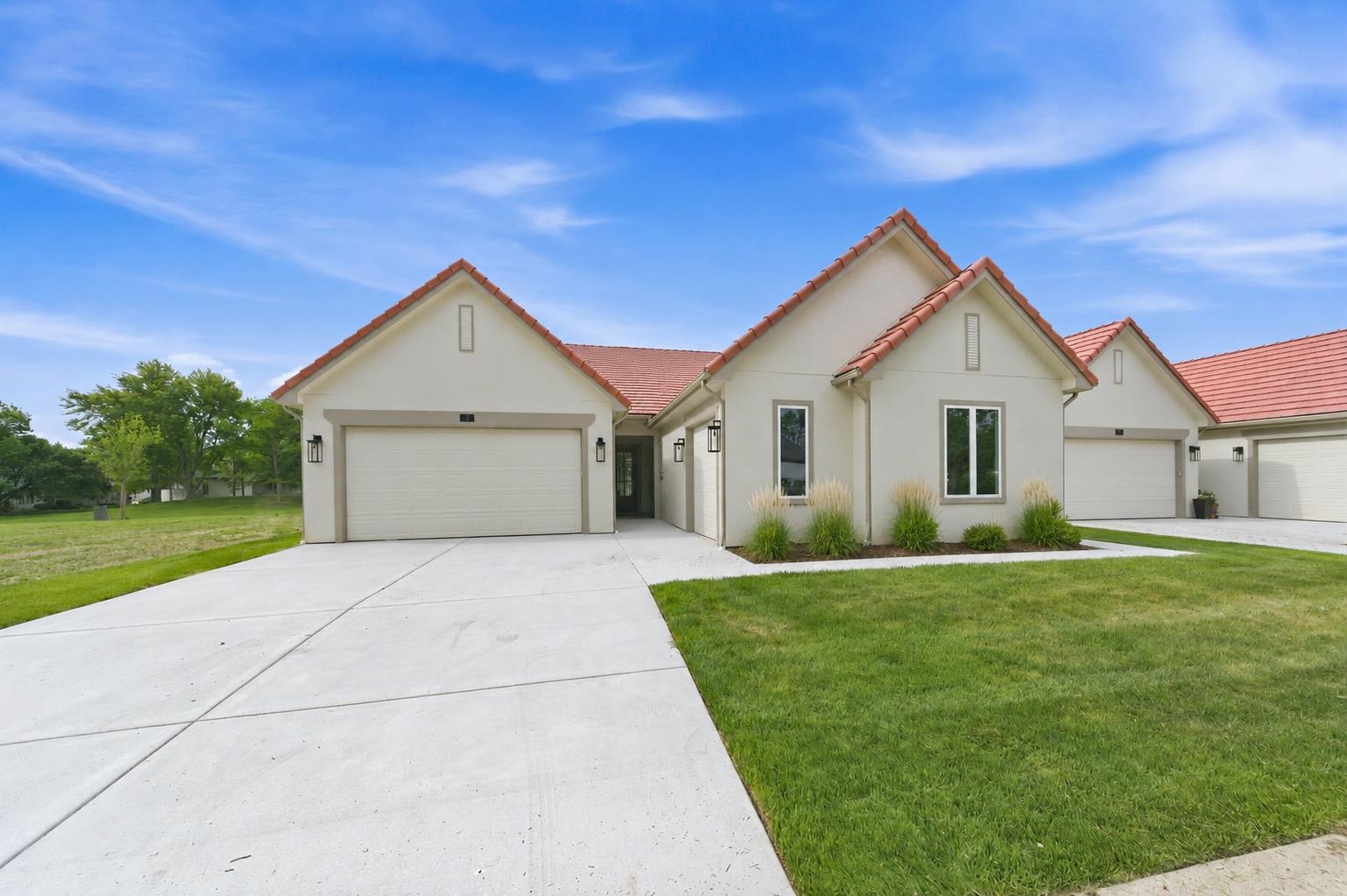 3 E Via Roma Street Wichita KS 67230