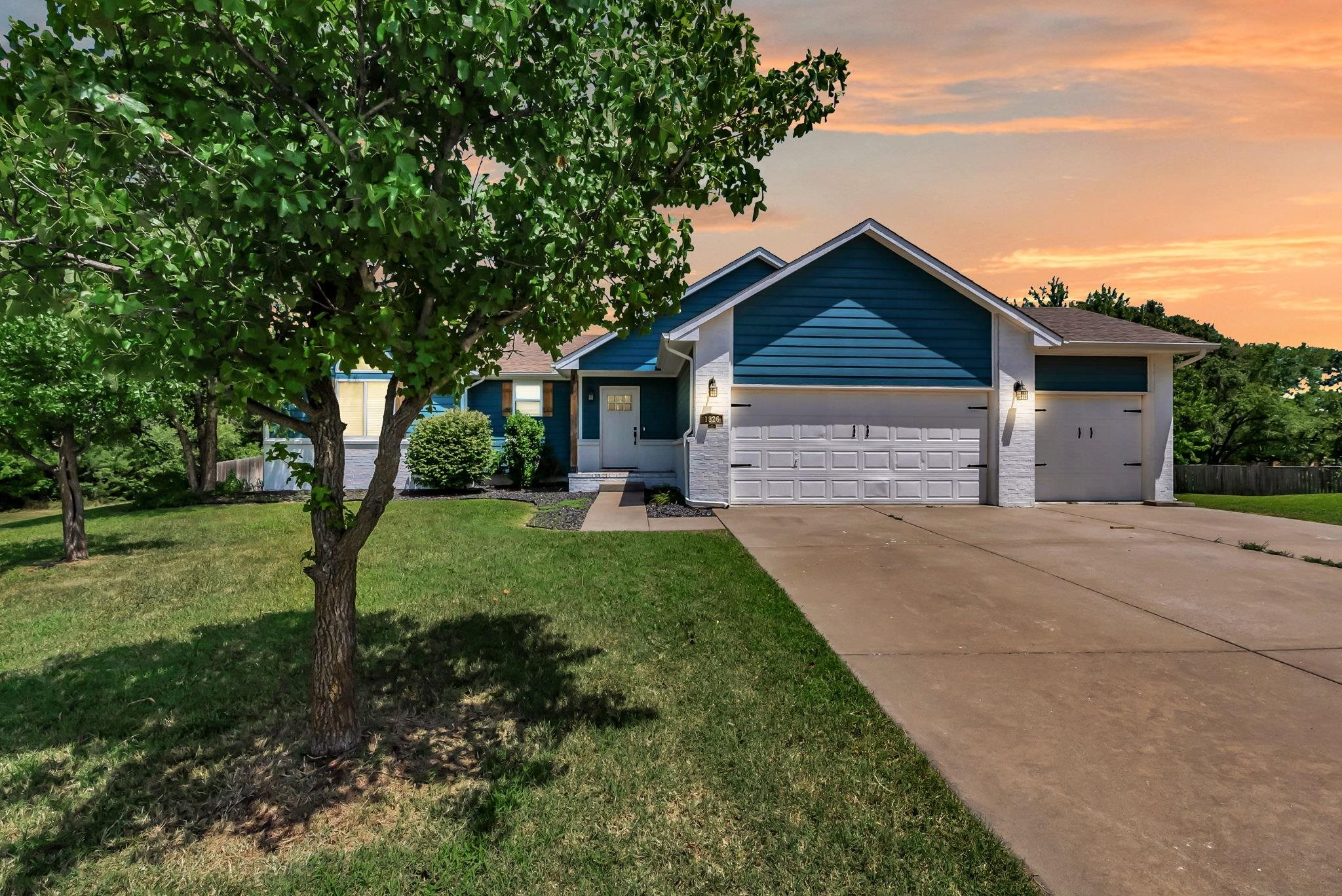 1826 N Columbine Circle Andover KS 67002