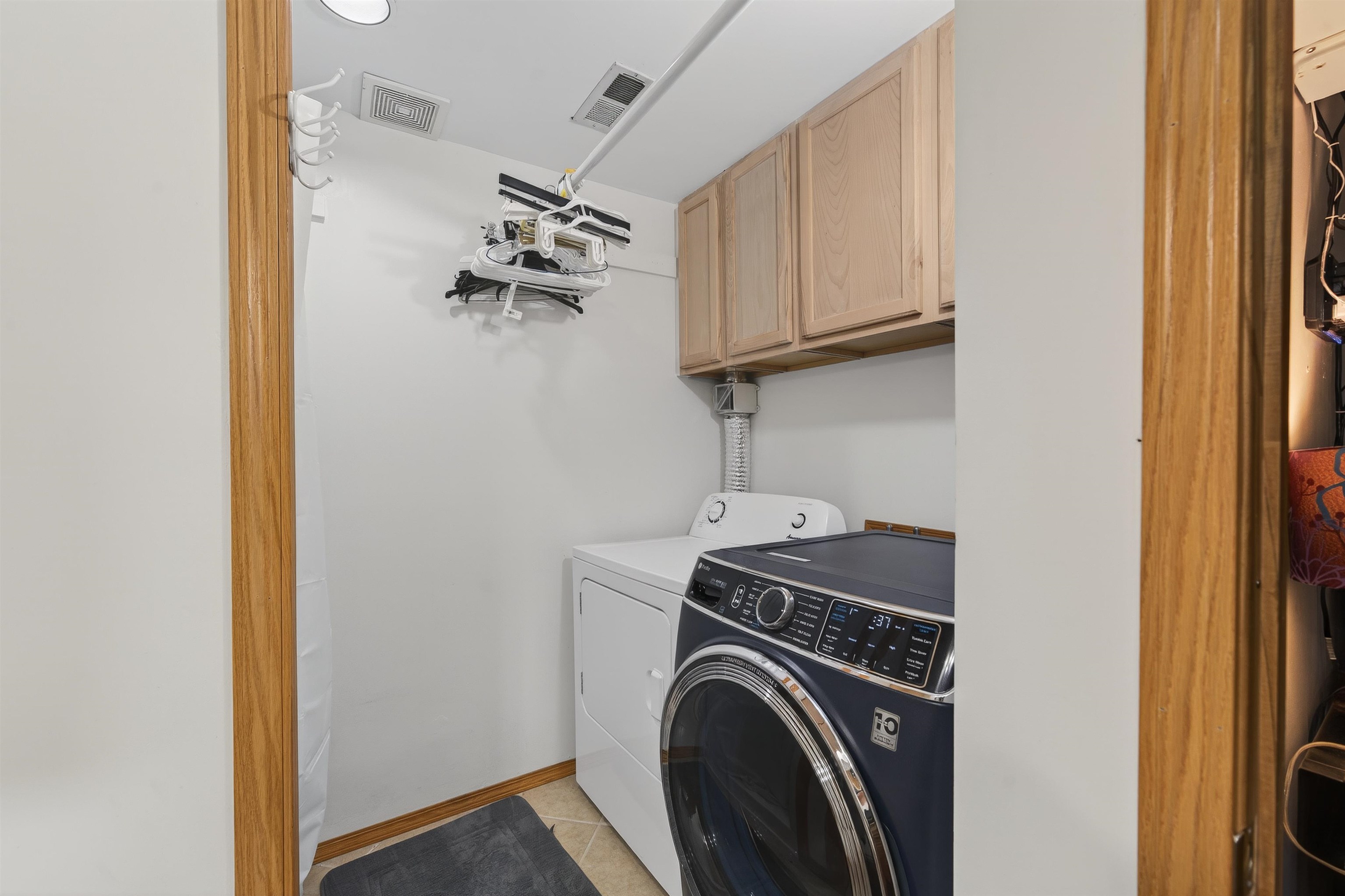 265 W Village Lake Drive Derby KS 67037