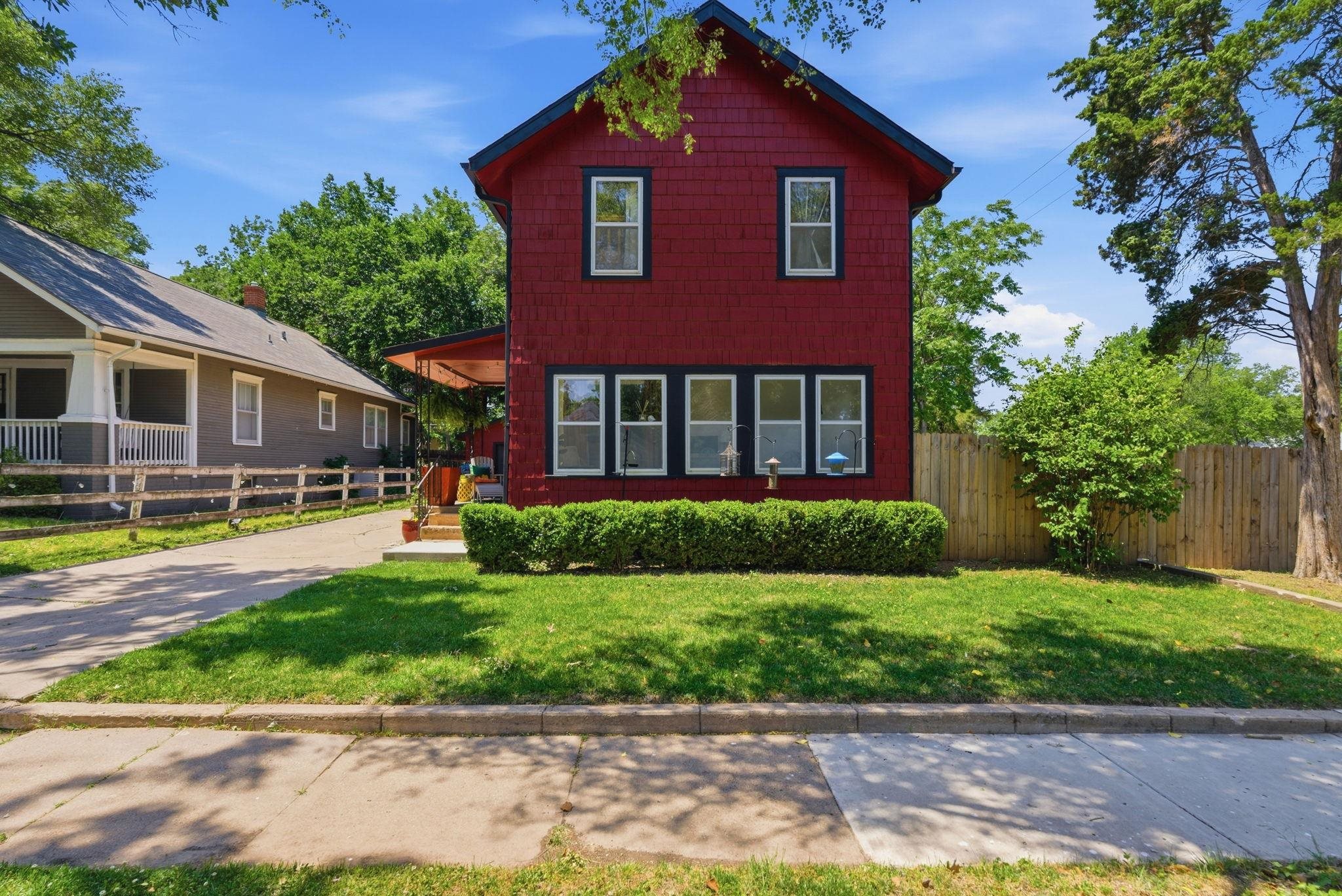 627 N Topeka Avenue El Dorado KS 67042