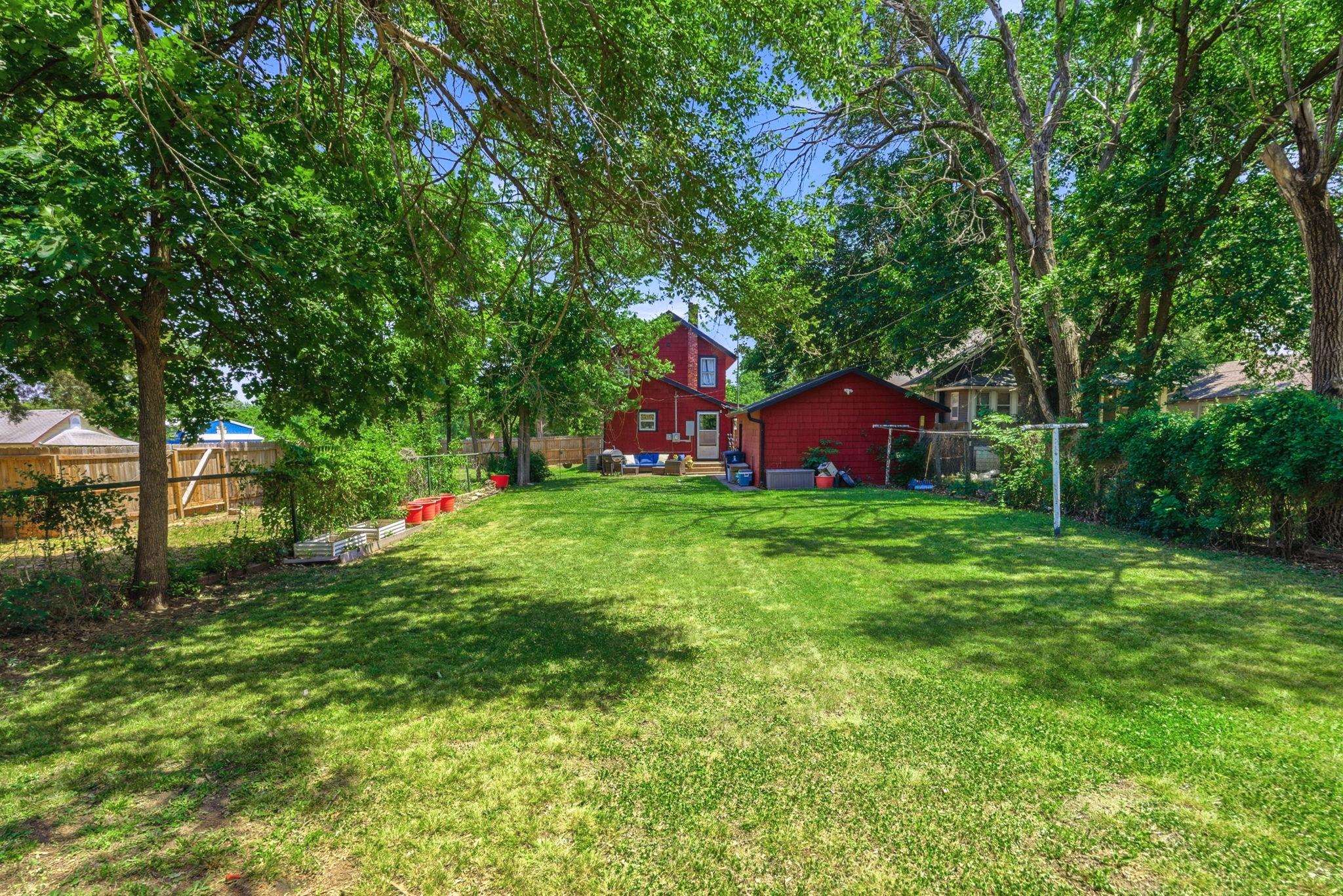 627 N Topeka Avenue El Dorado KS 67042