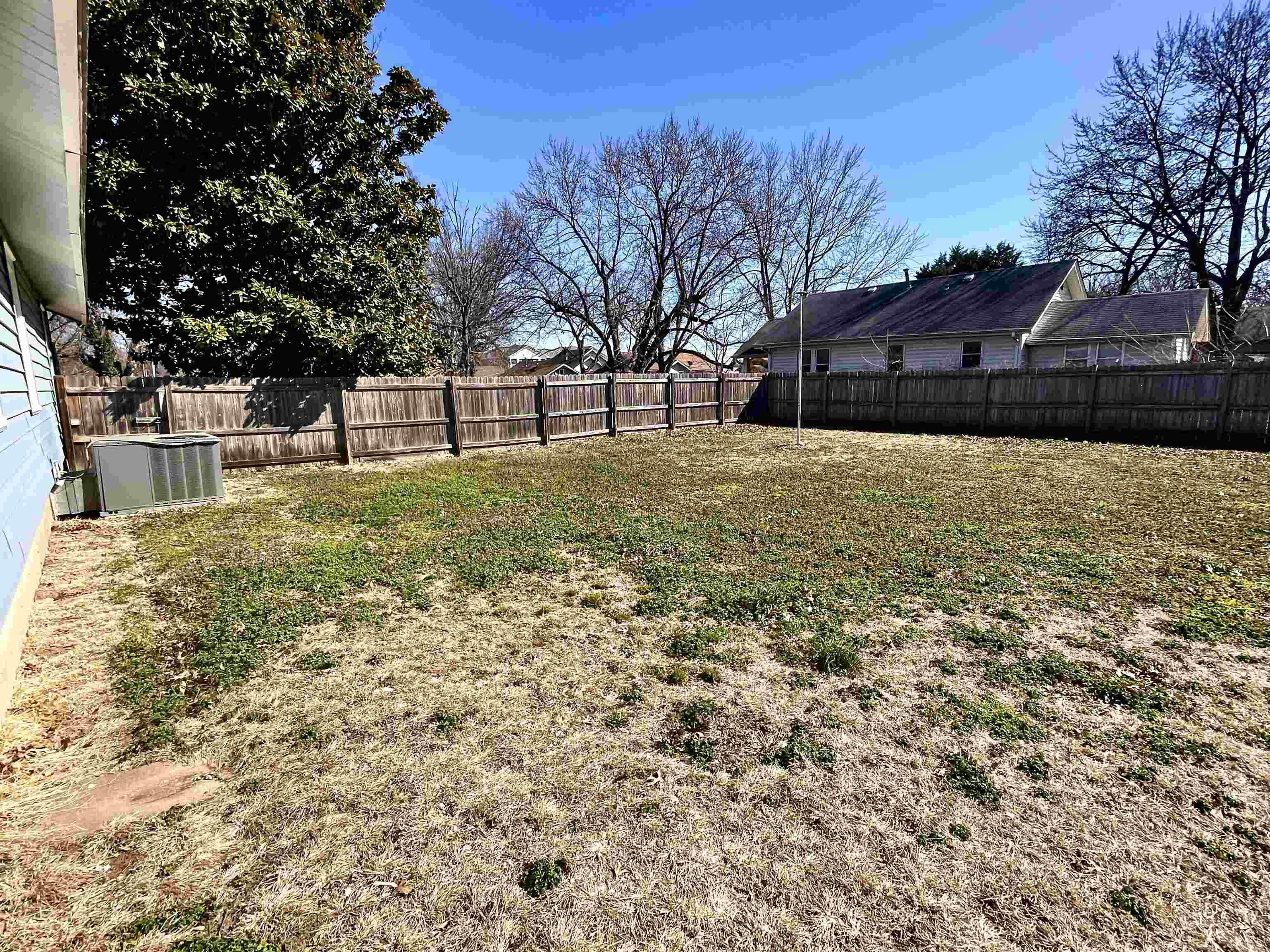 1811 Andrews Winfield KS 67156