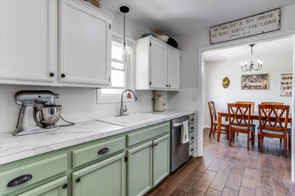 4610 NW County Line Benton KS 67017