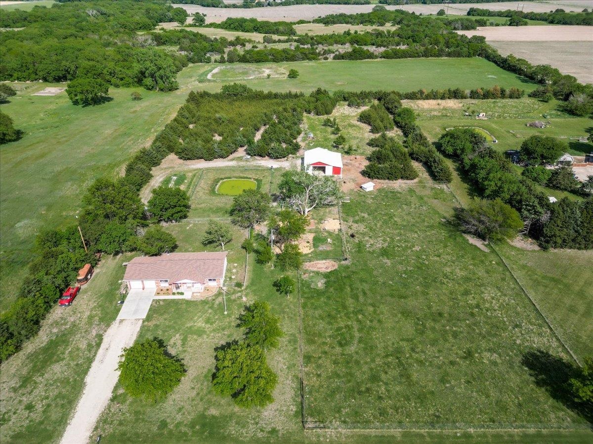 4610 NW County Line Benton KS 67017