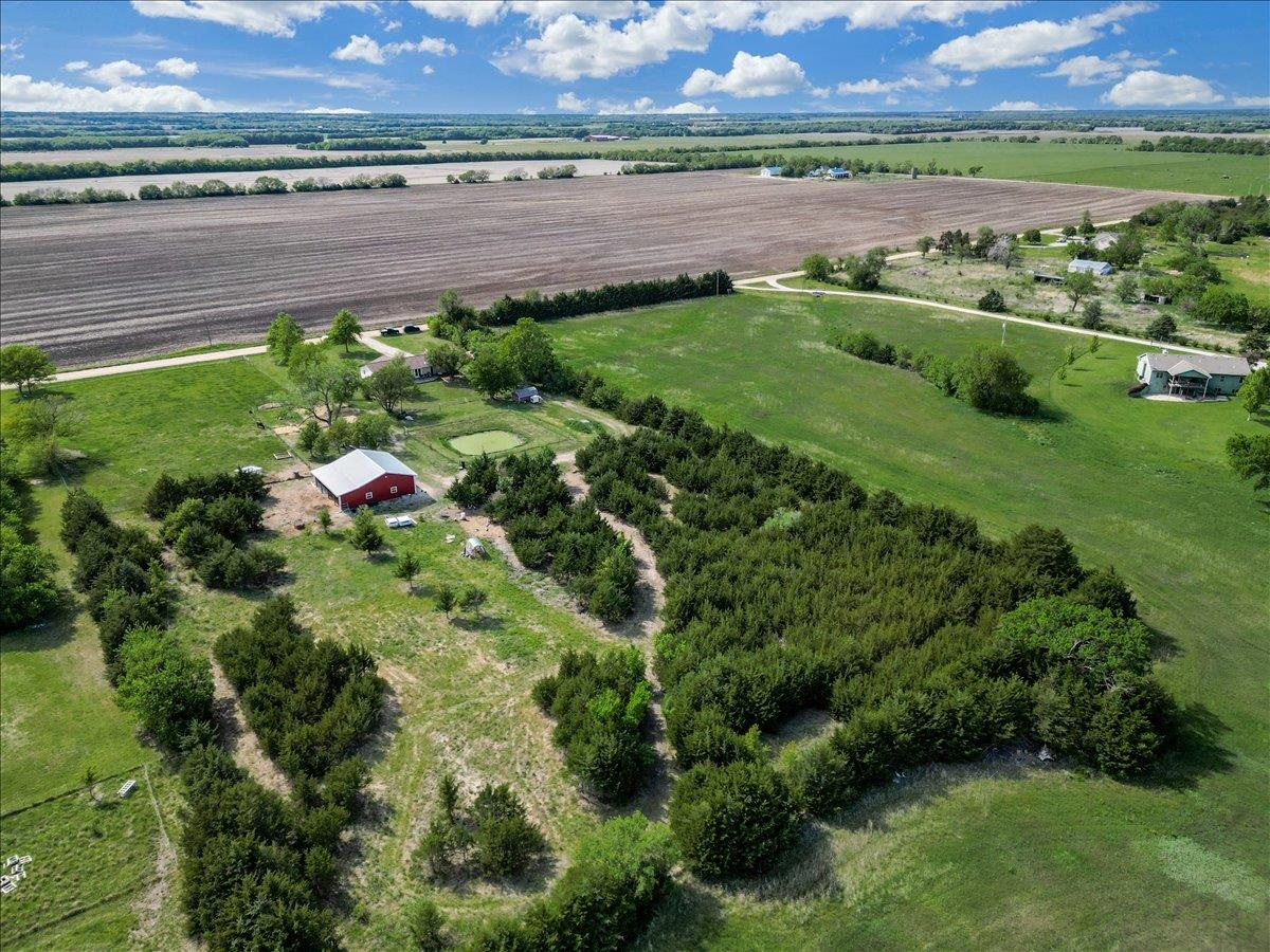 4610 NW County Line Benton KS 67017