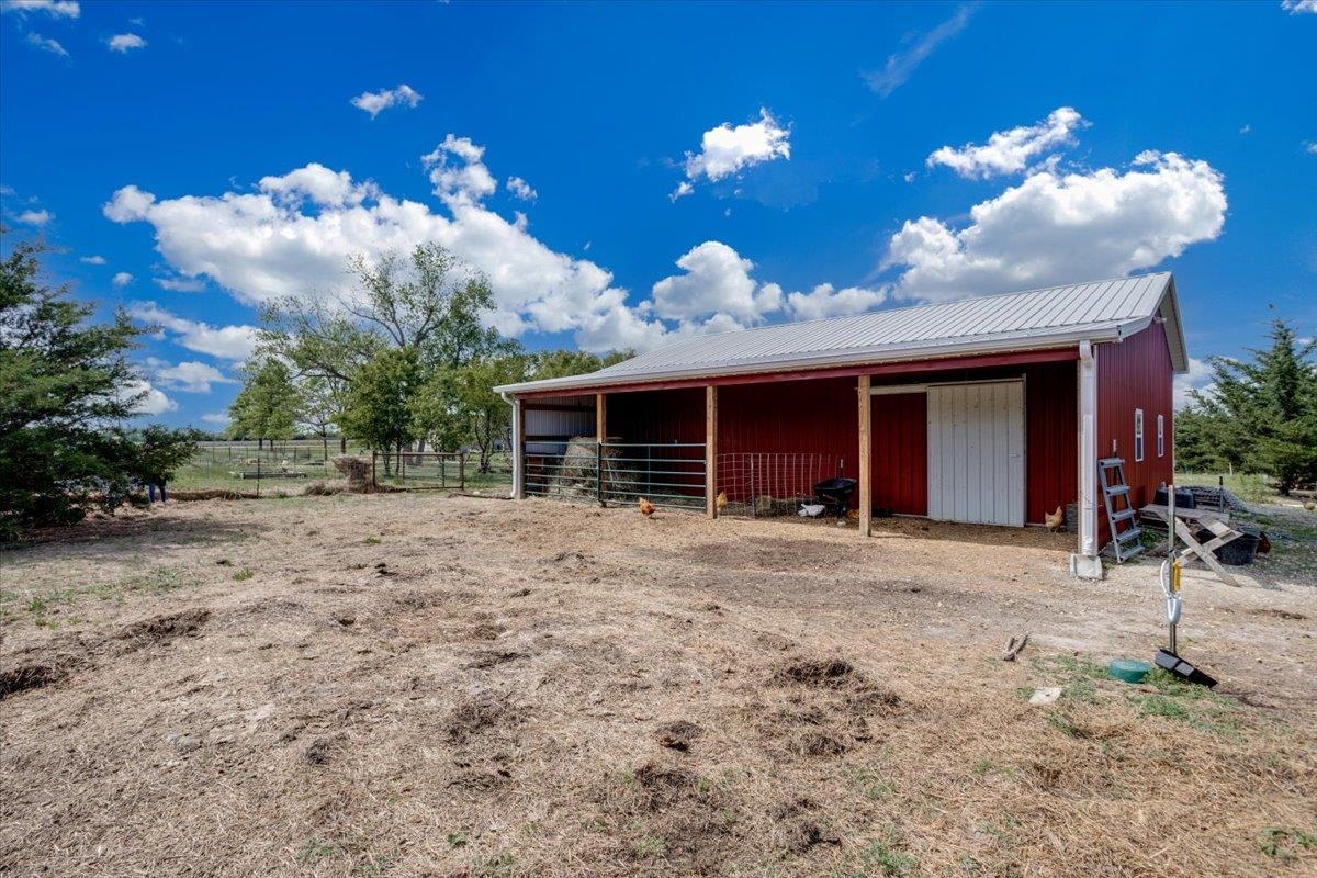 4610 NW County Line Benton KS 67017