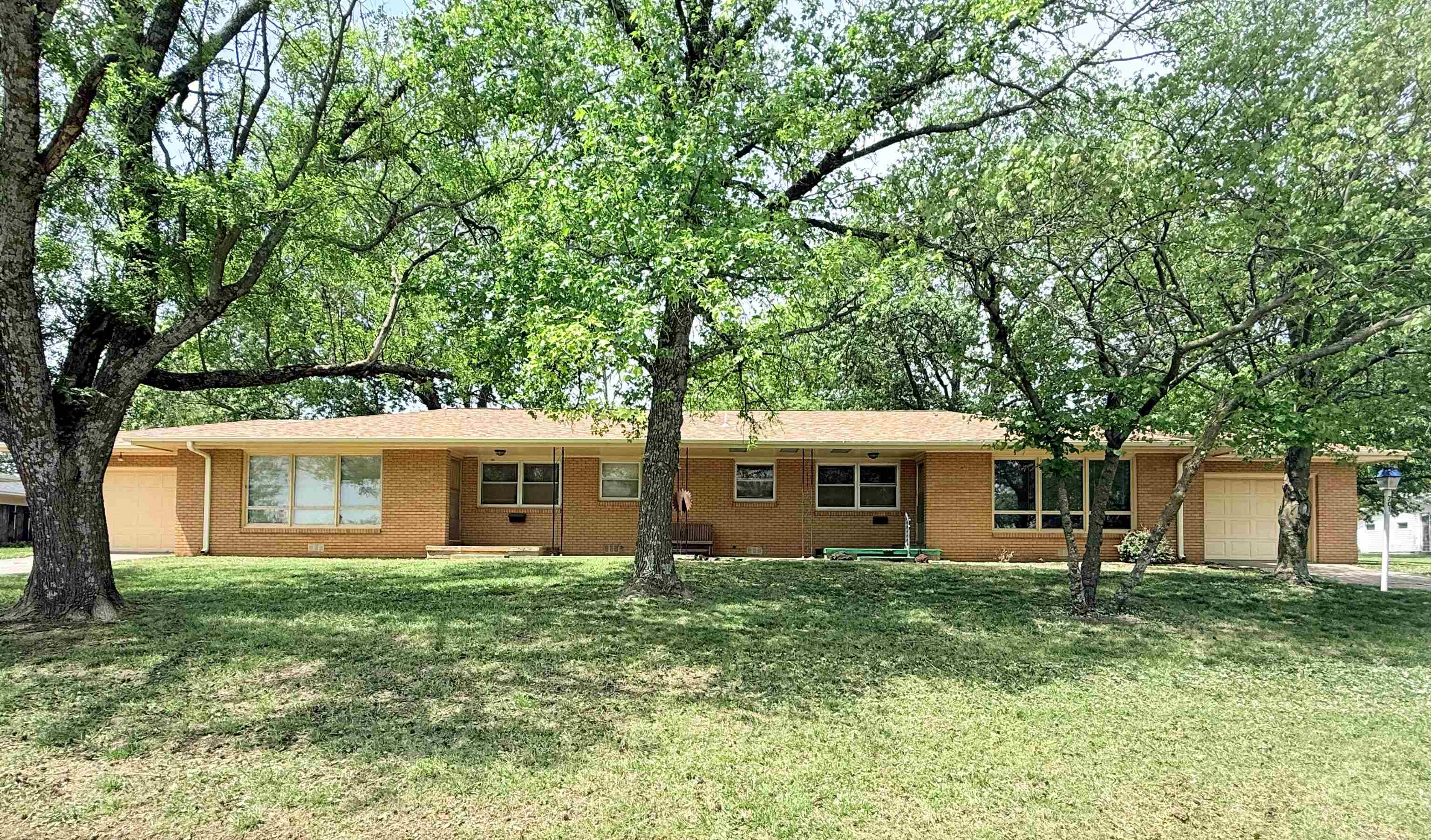 701-703 S Coble Marion KS 66861