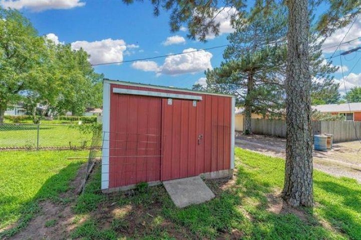 606 N Kansas Avenue Anthony KS 67003