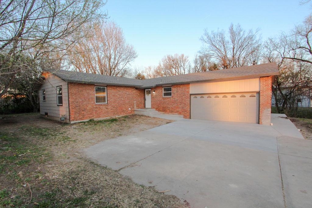 316 Sherman Drive Newton KS 67114