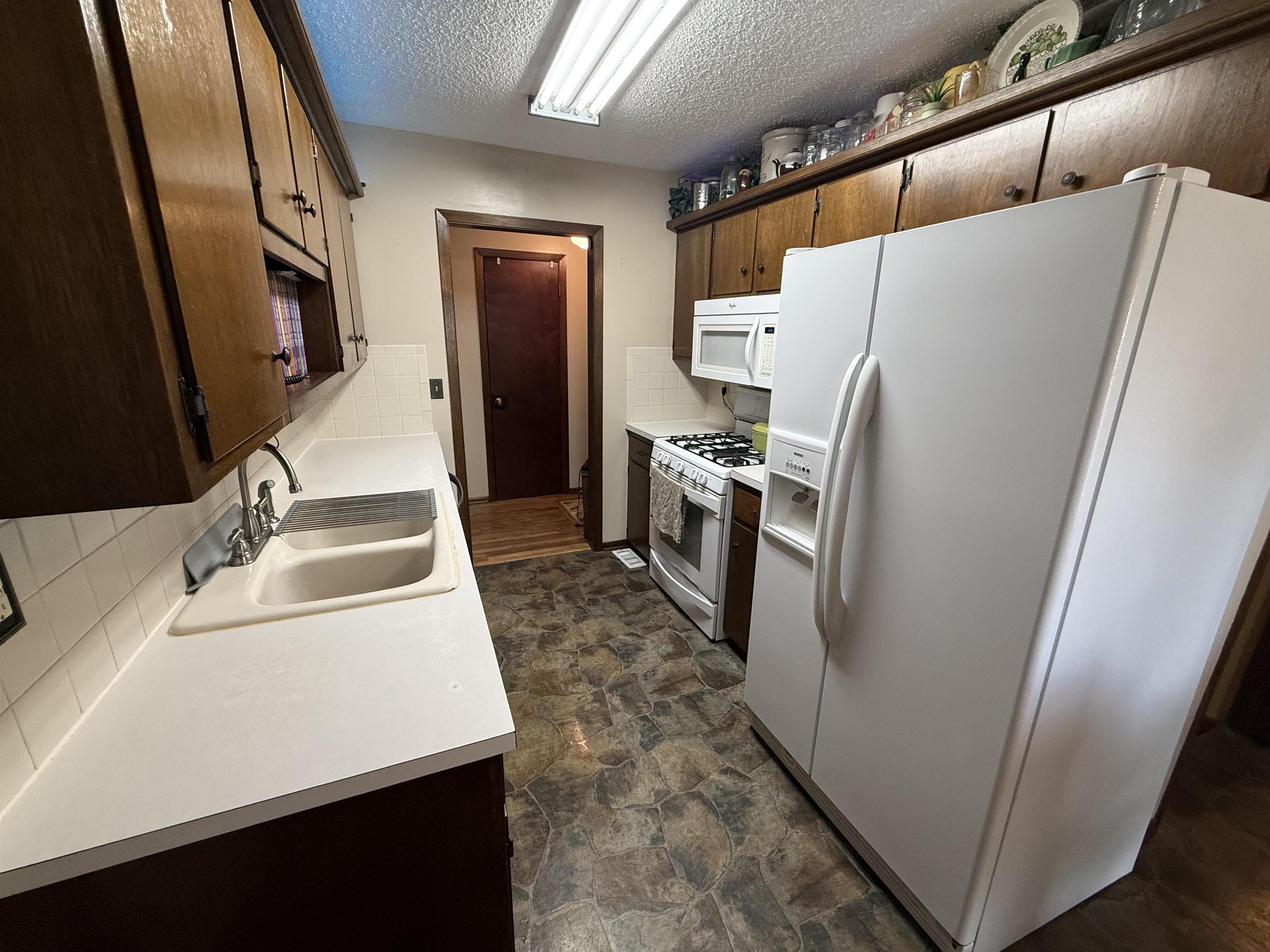 10313 W Esthner Avenue Wichita KS 67209