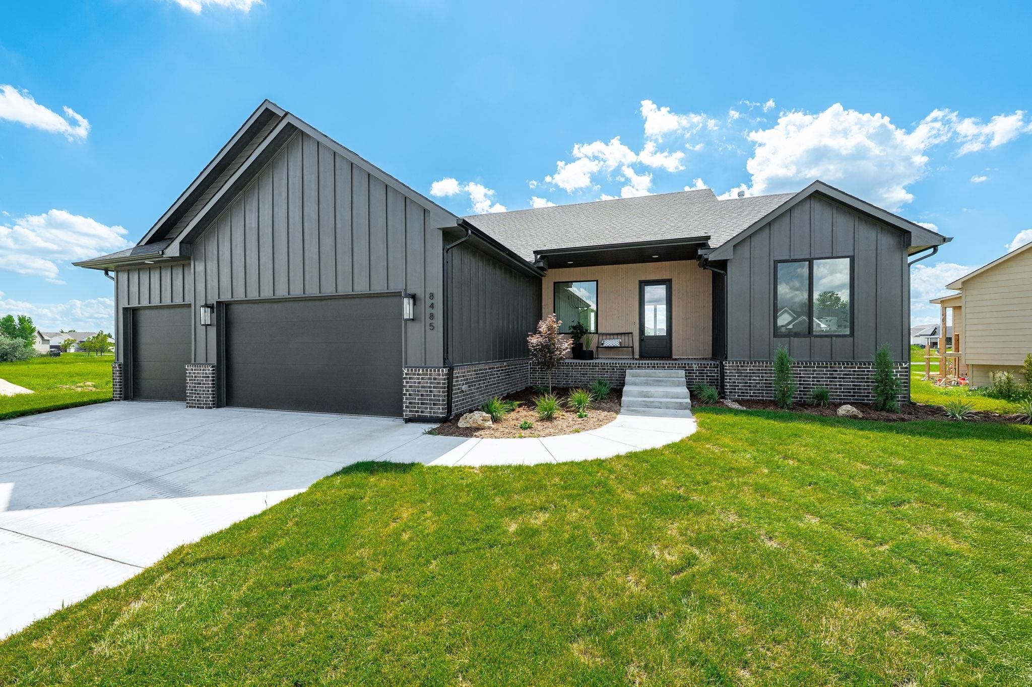 8485 Pebble Street Maize KS 67101
