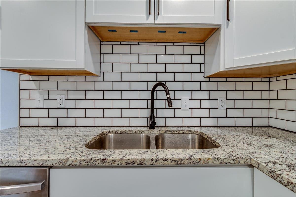 1333 N Dellrose Avenue Wichita KS 67208