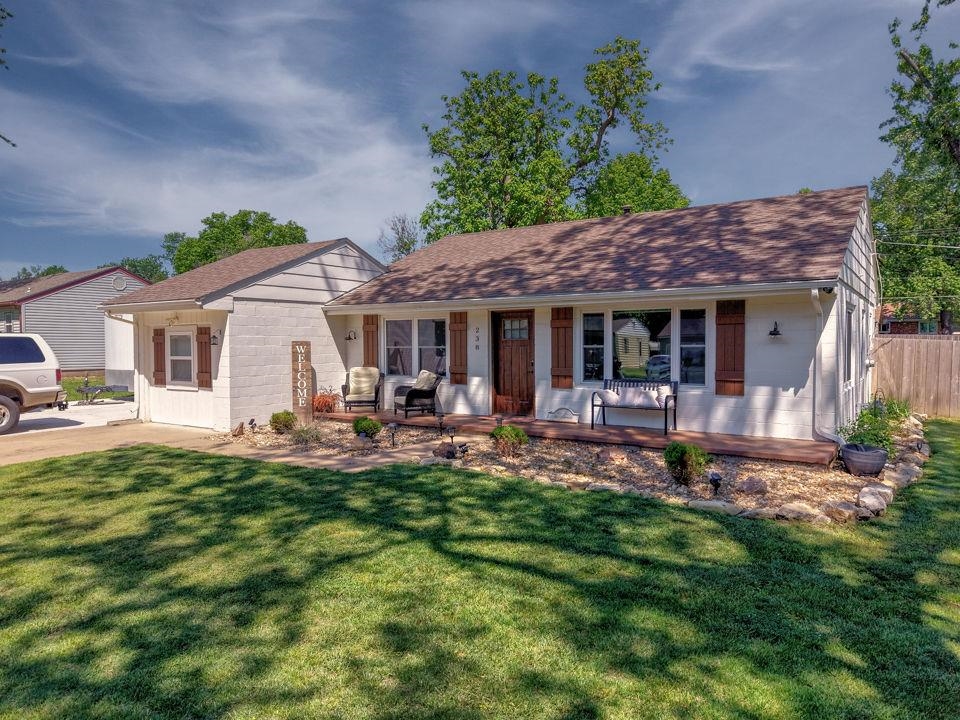 238 E Radio Lane Arkansas City KS 67005