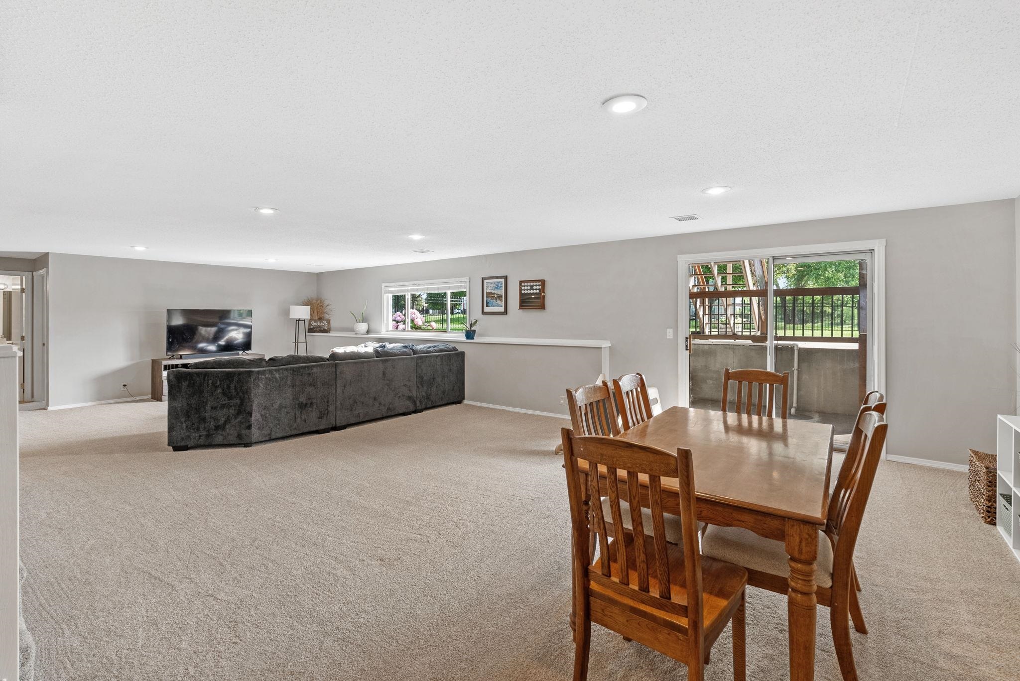 2410 N Regency Lakes Street Wichita KS 67226