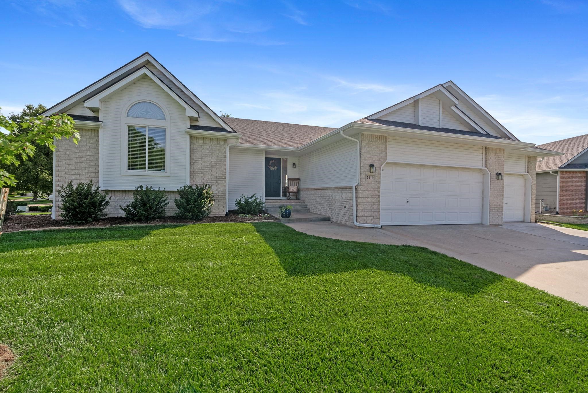 2410 N Regency Lakes Street Wichita KS 67226
