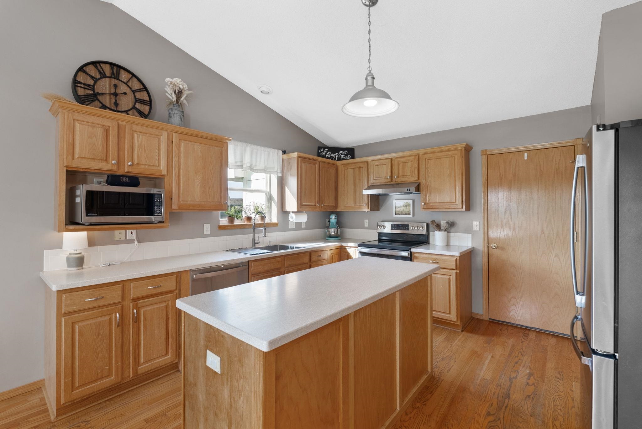 2410 N Regency Lakes Street Wichita KS 67226