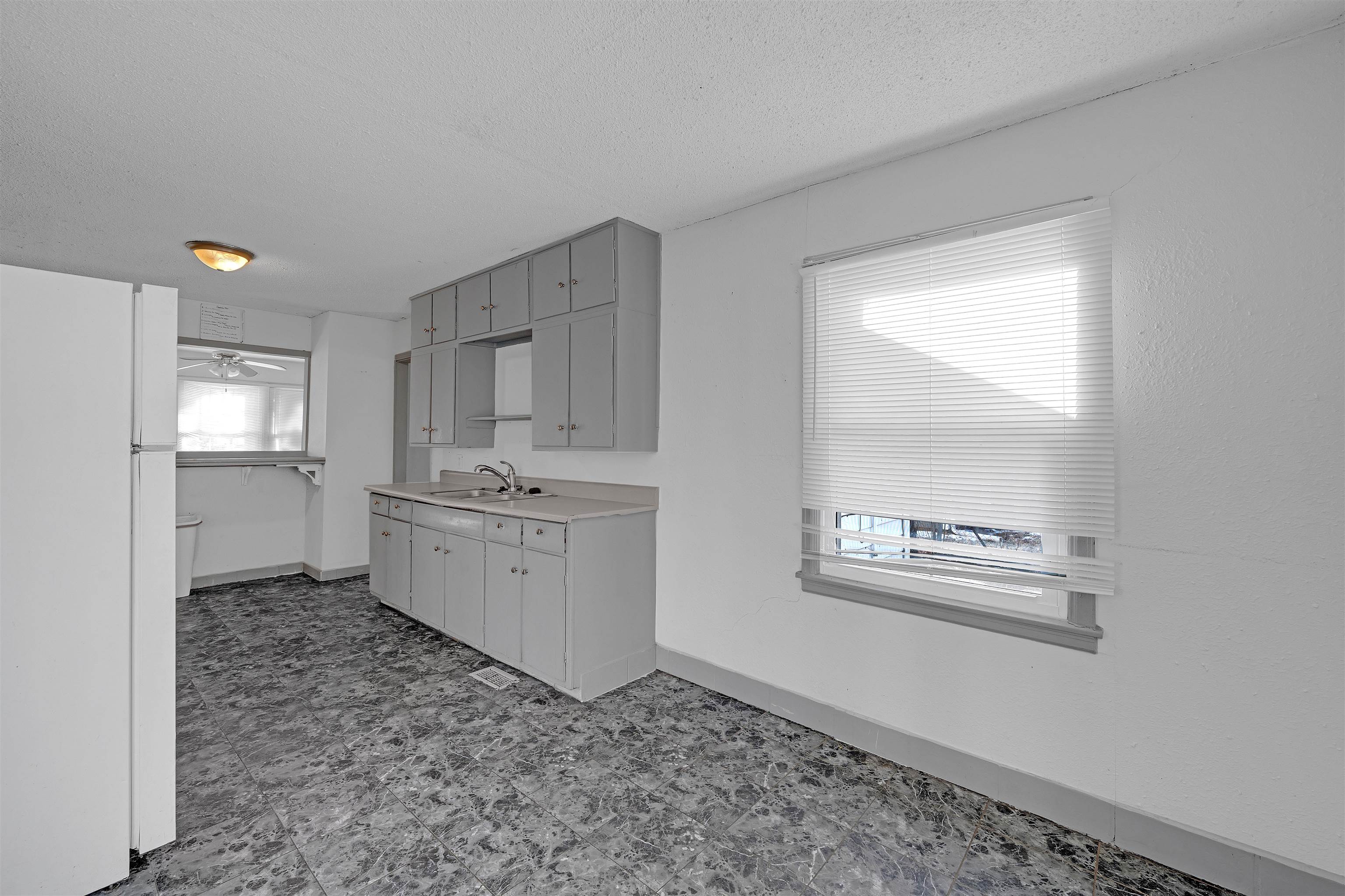 2627 S Washington Avenue Wichita KS 67216