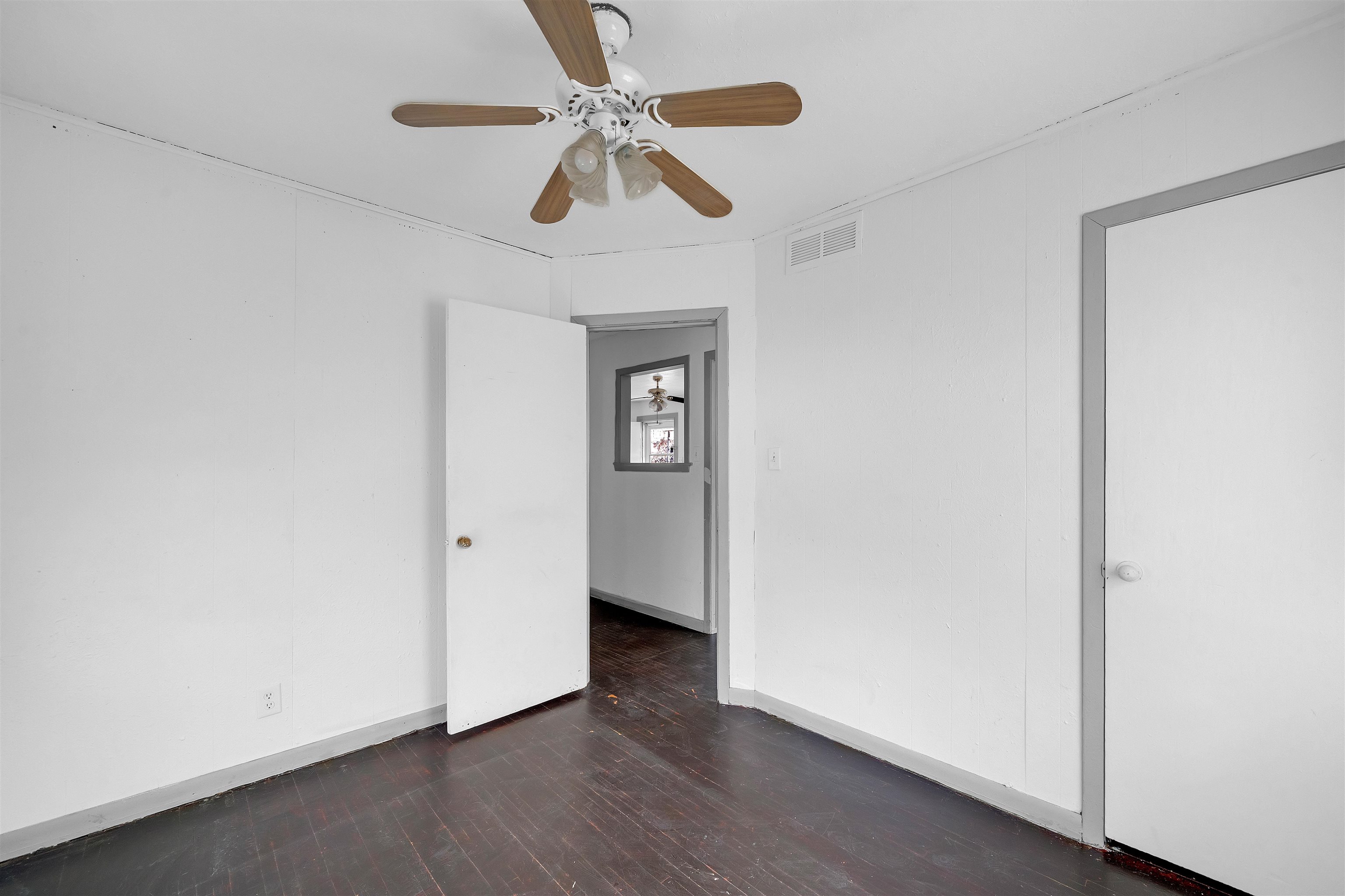 2627 S Washington Avenue Wichita KS 67216