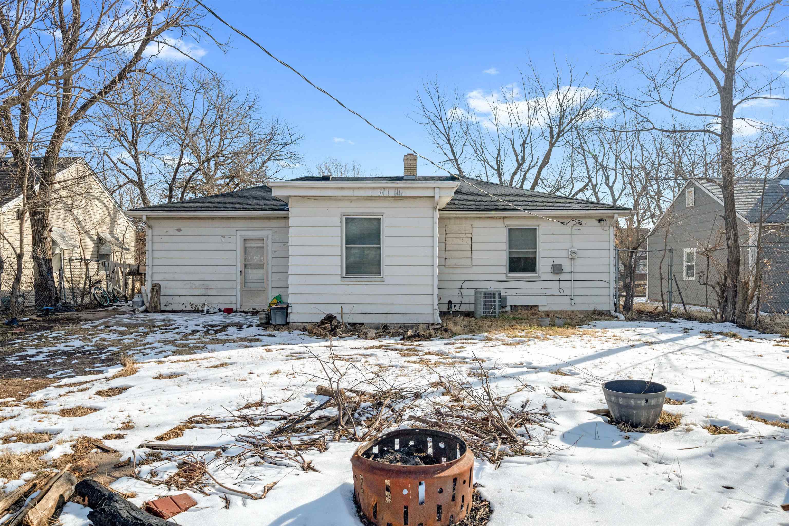 2627 S Washington Avenue Wichita KS 67216
