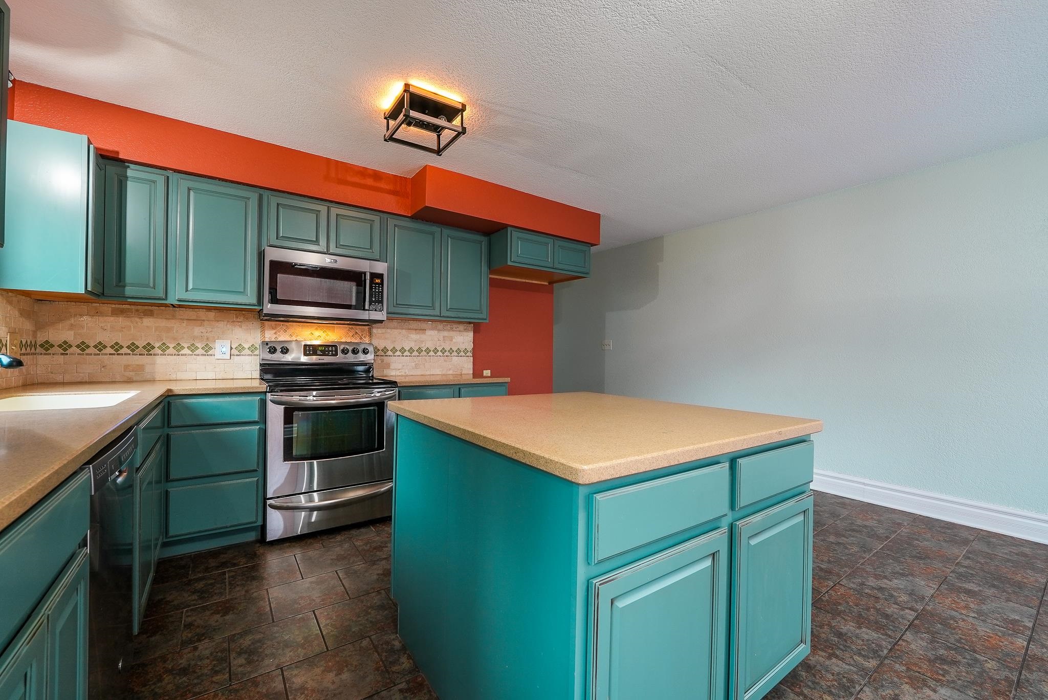 509 W 13th Avenue El Dorado KS 67042