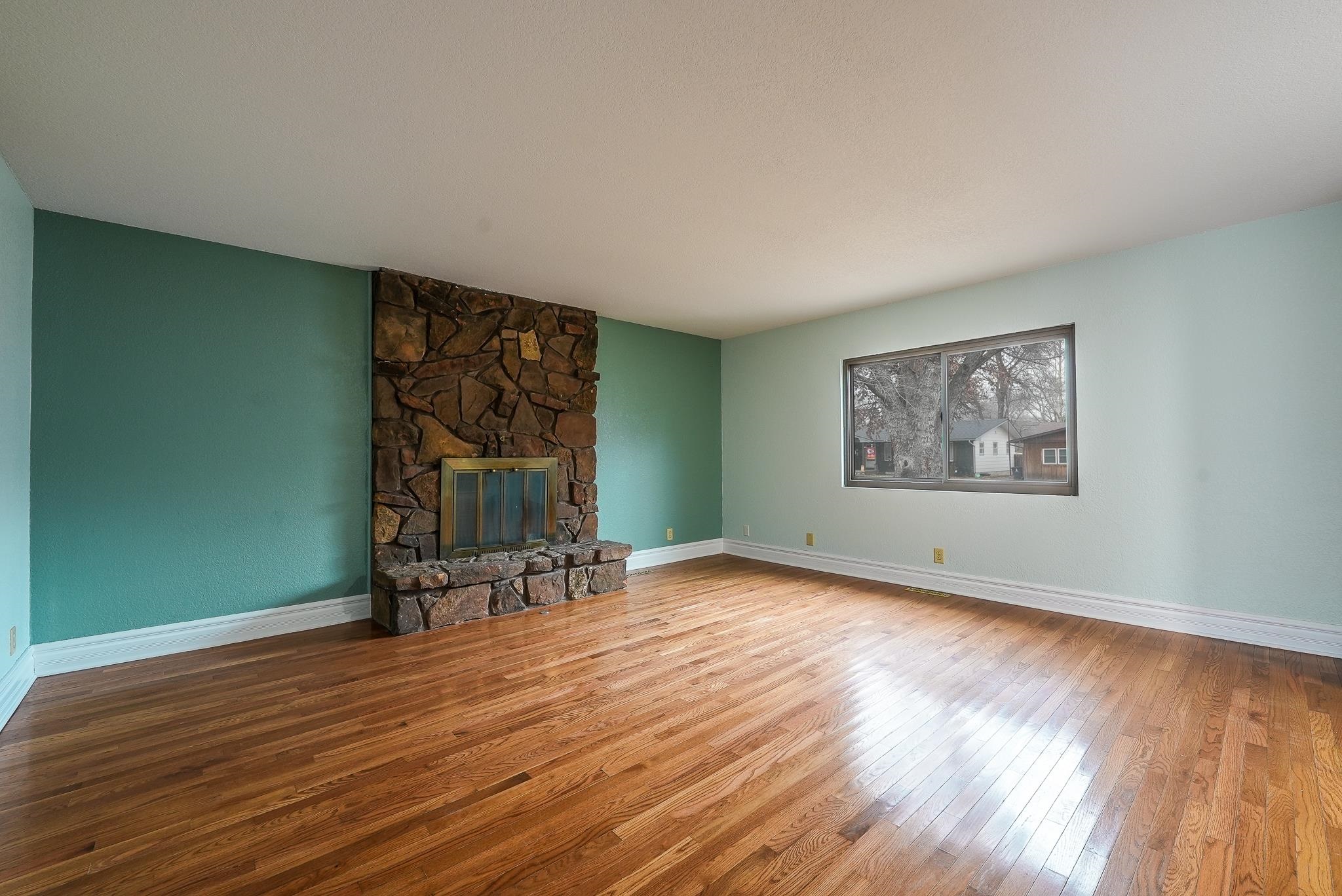 509 W 13th Avenue El Dorado KS 67042