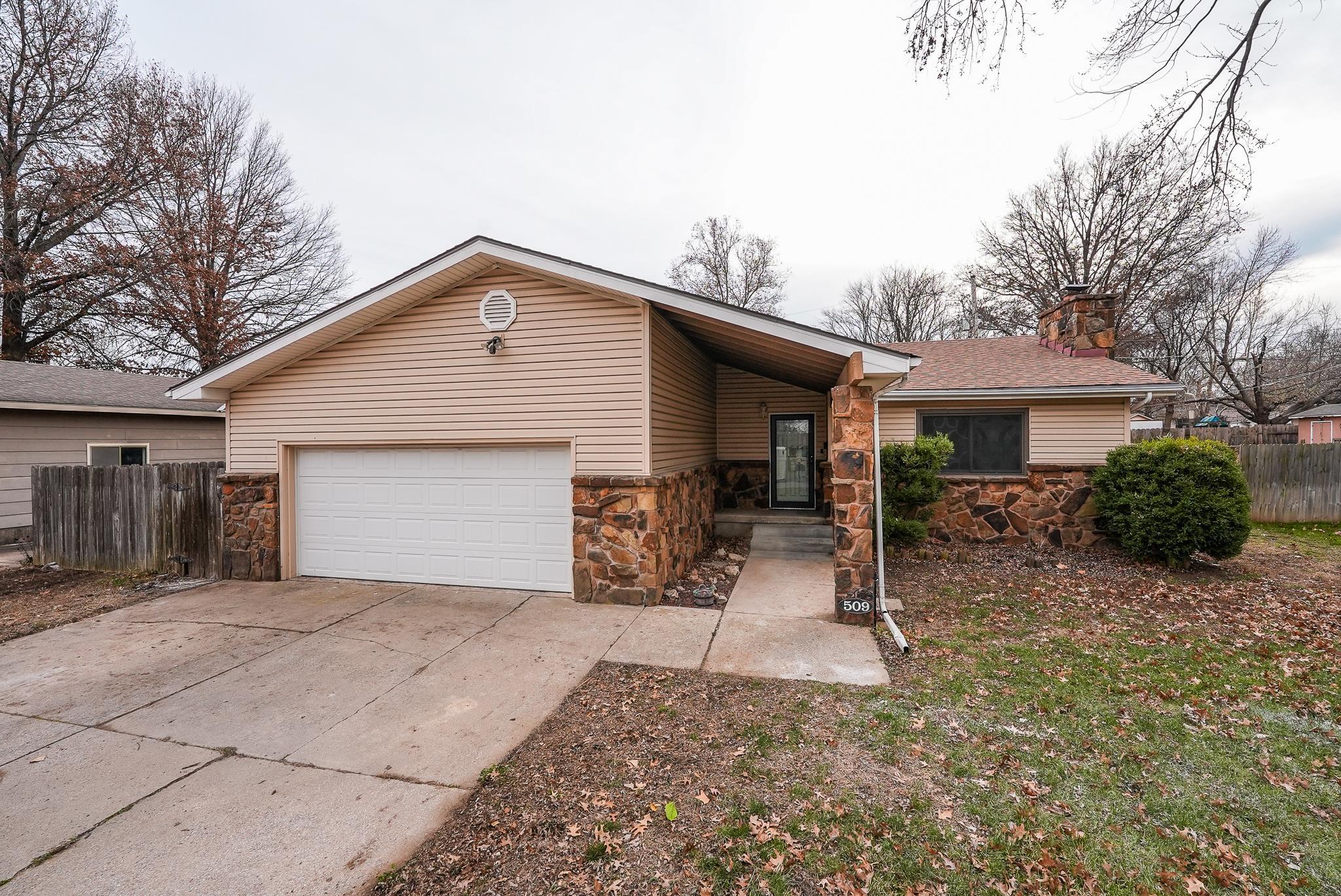 509 W 13th Avenue El Dorado KS 67042