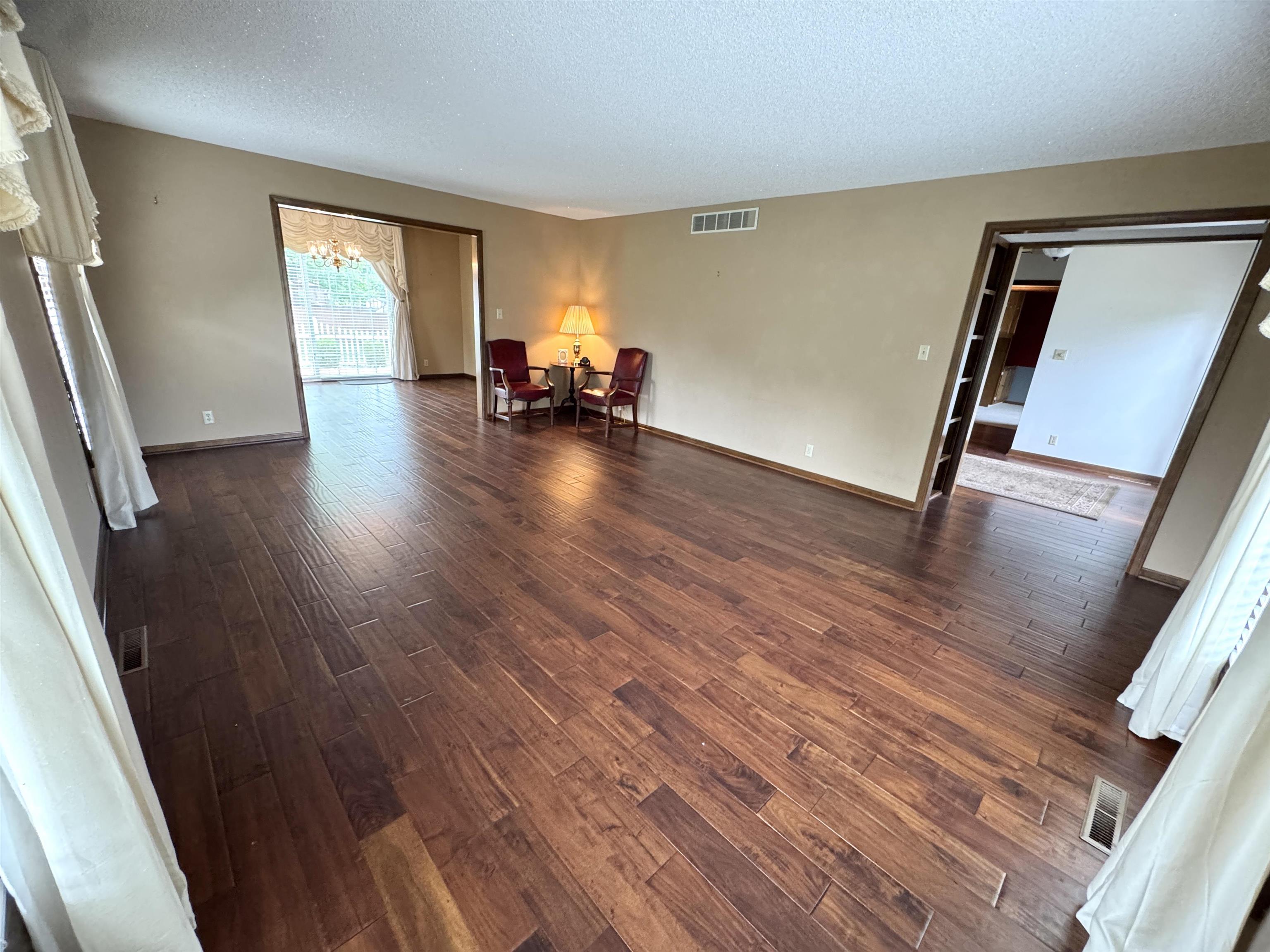 1861 N Chelsea Drive El Dorado KS 67042