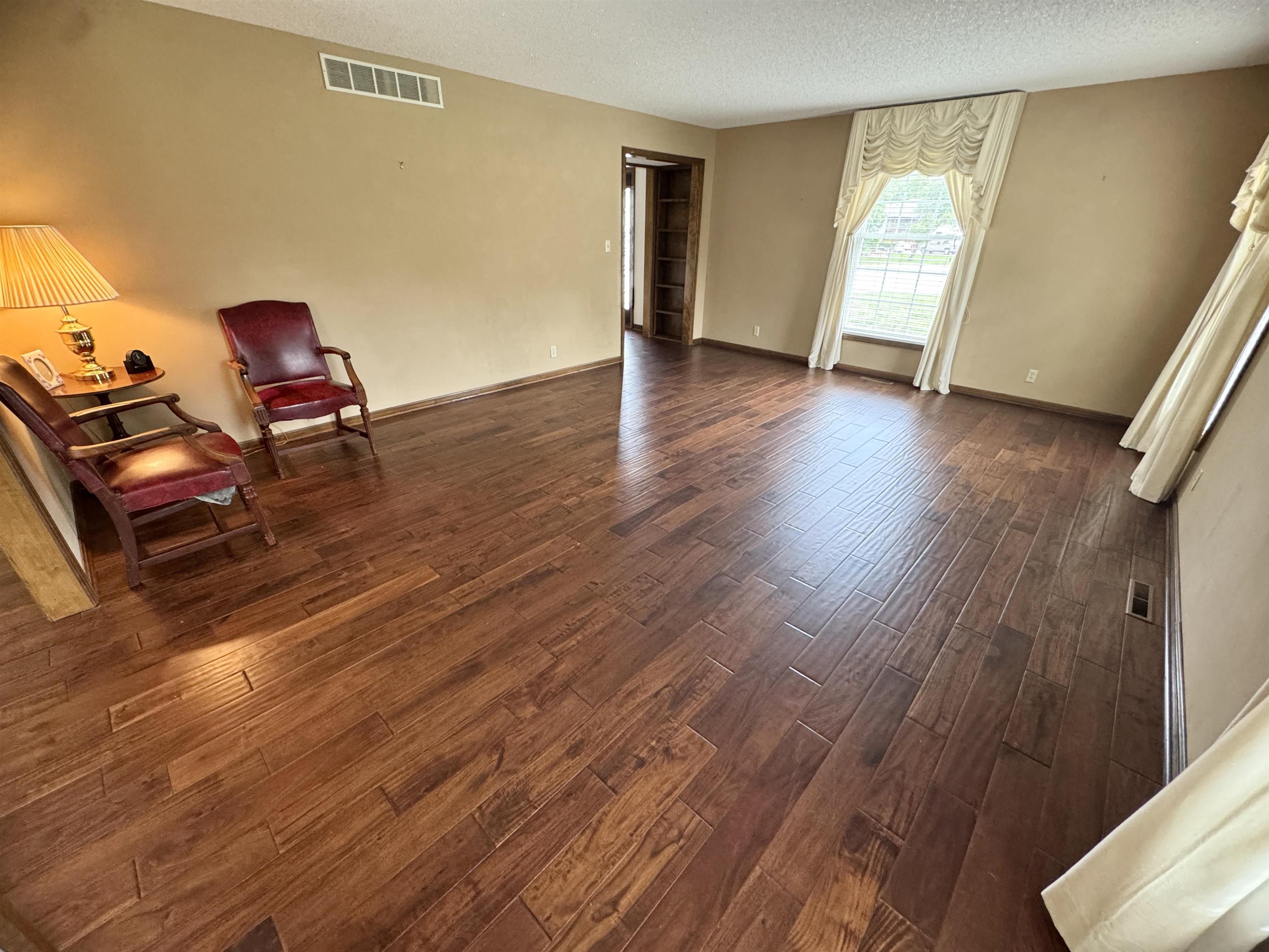 1861 N Chelsea Drive El Dorado KS 67042
