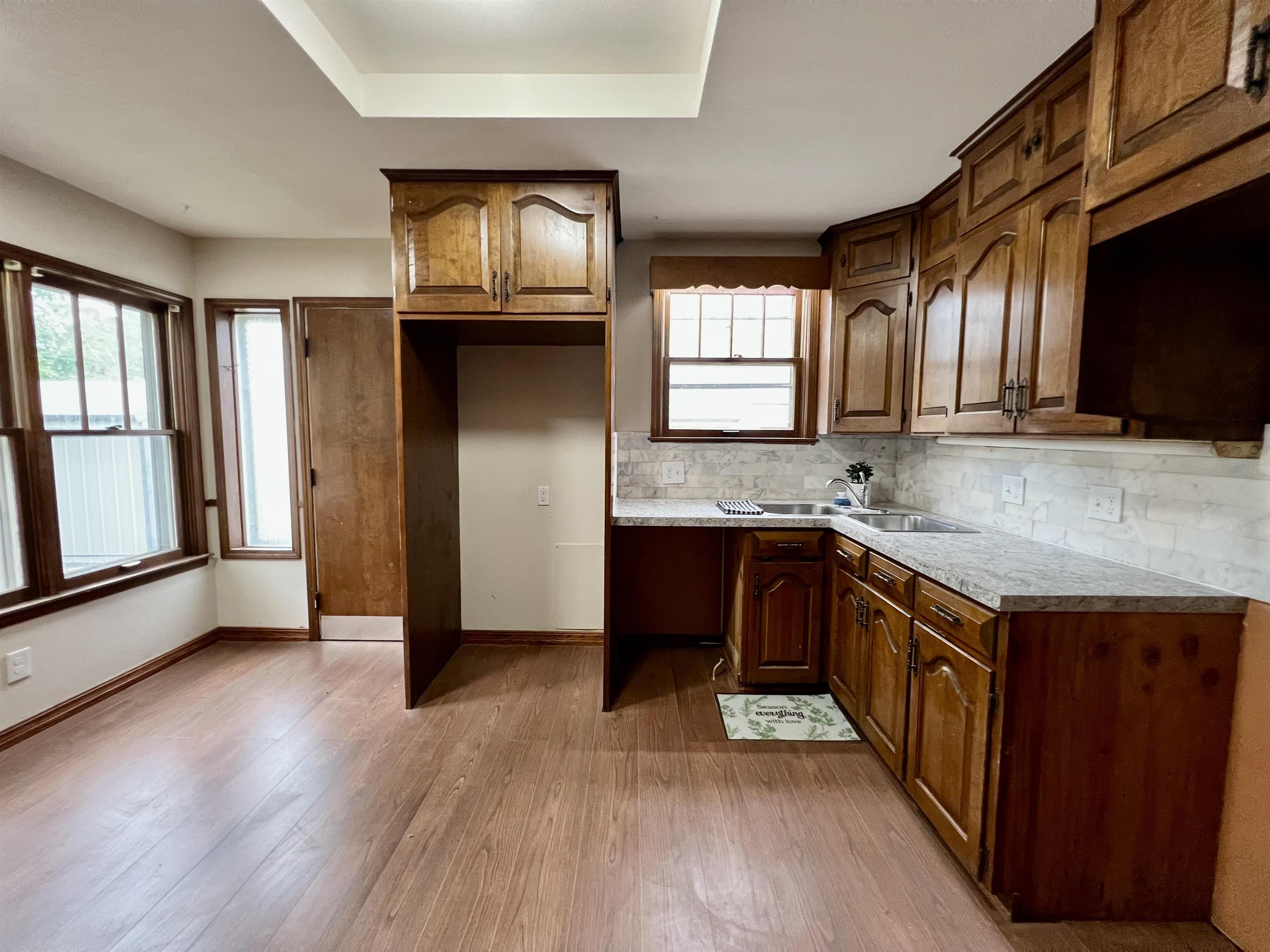 215 N 3rd Arkansas City KS 67005