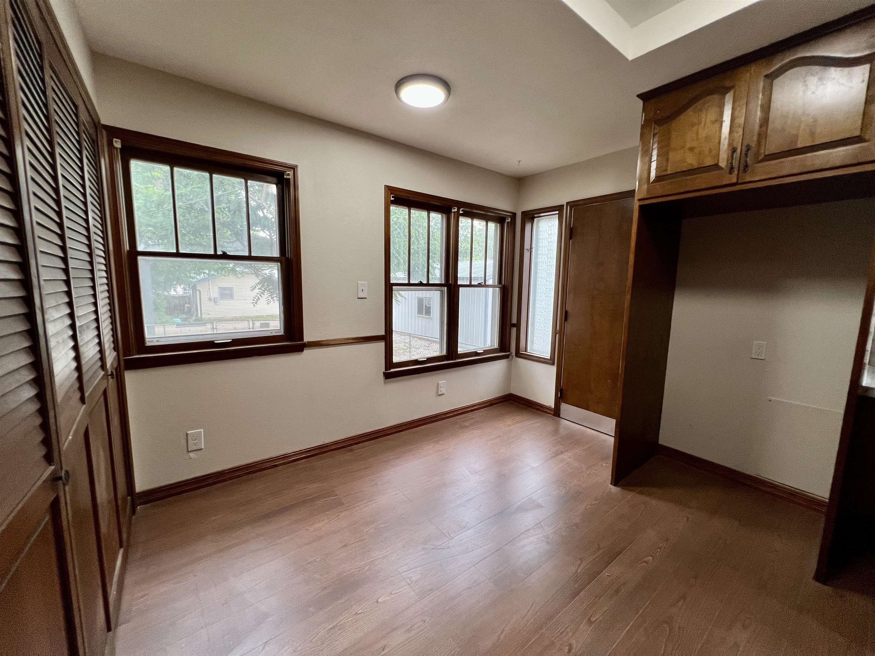 215 N 3rd Arkansas City KS 67005