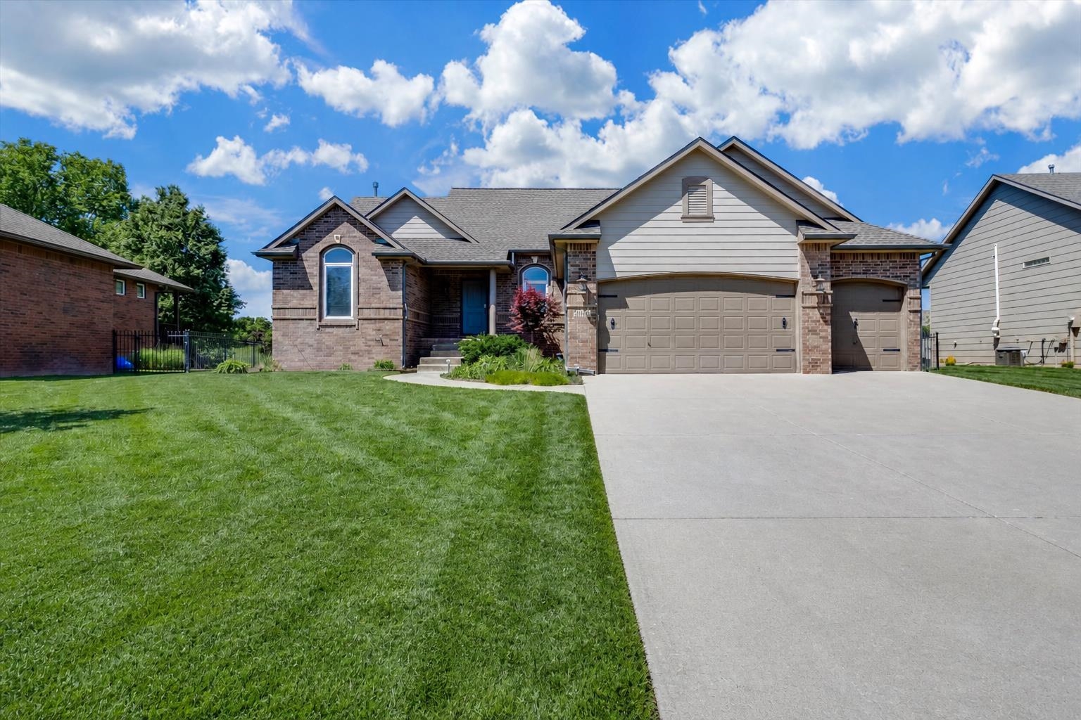 10022 W Westlakes Court Wichita KS 67205-5233