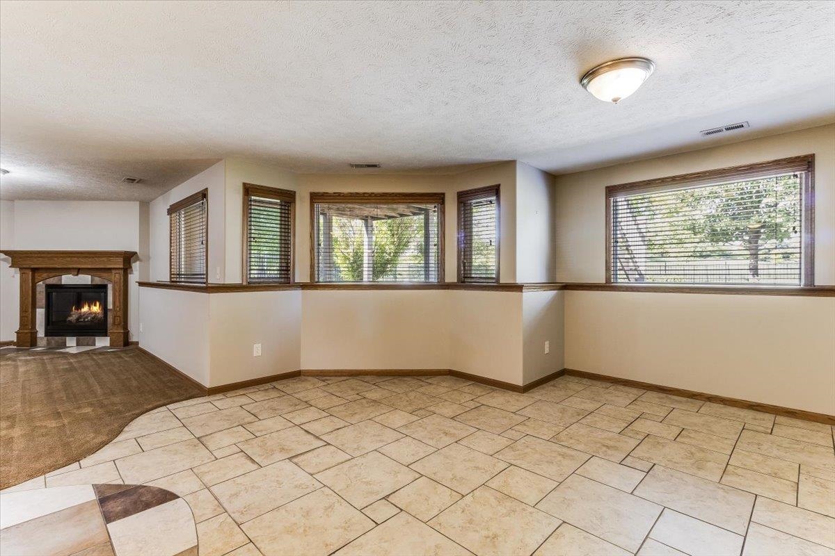 10022 W Westlakes Court Wichita KS 67205-5233