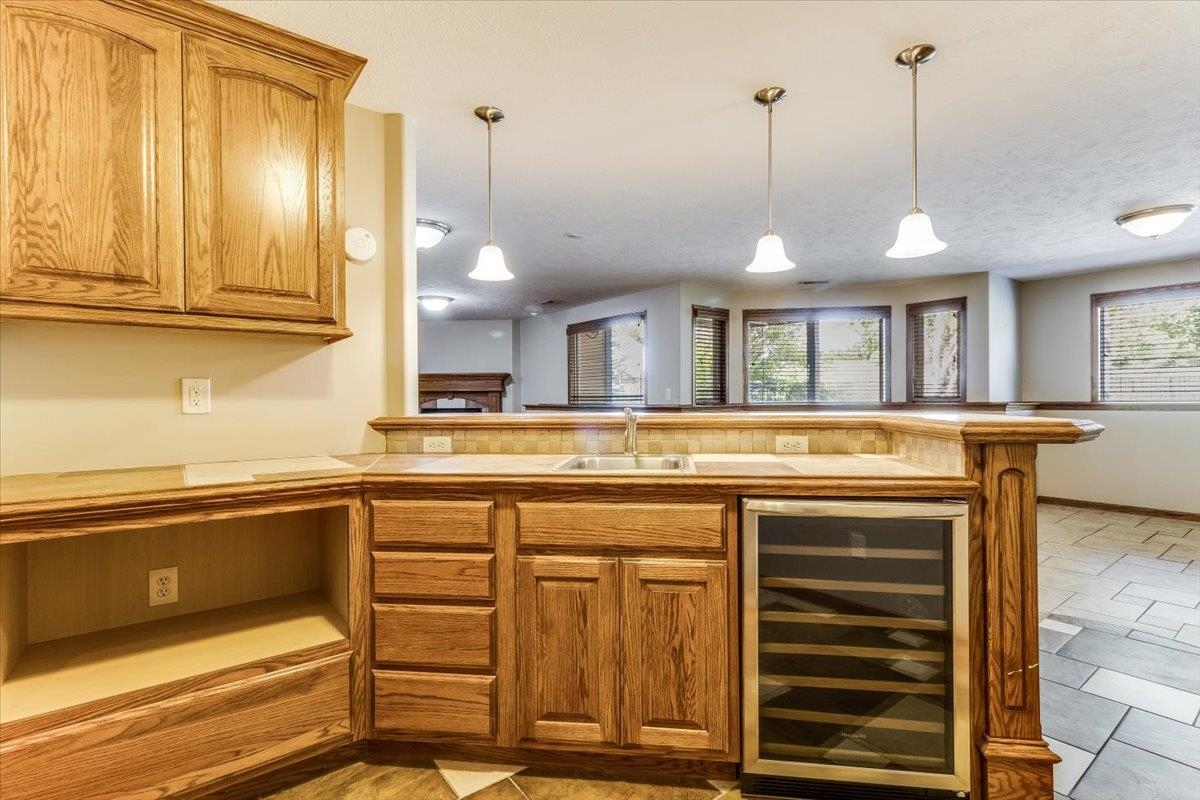 10022 W Westlakes Court Wichita KS 67205-5233