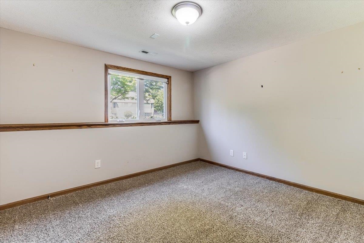 10022 W Westlakes Court Wichita KS 67205-5233