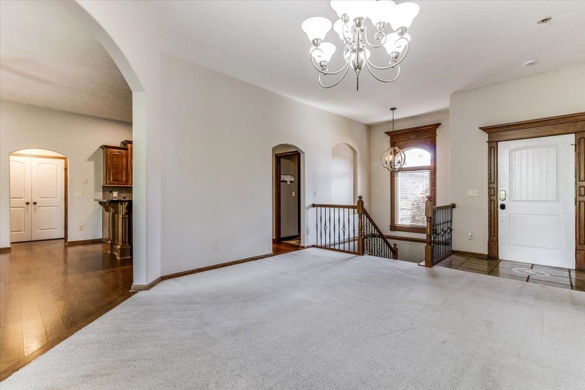 10022 W Westlakes Court Wichita KS 67205-5233