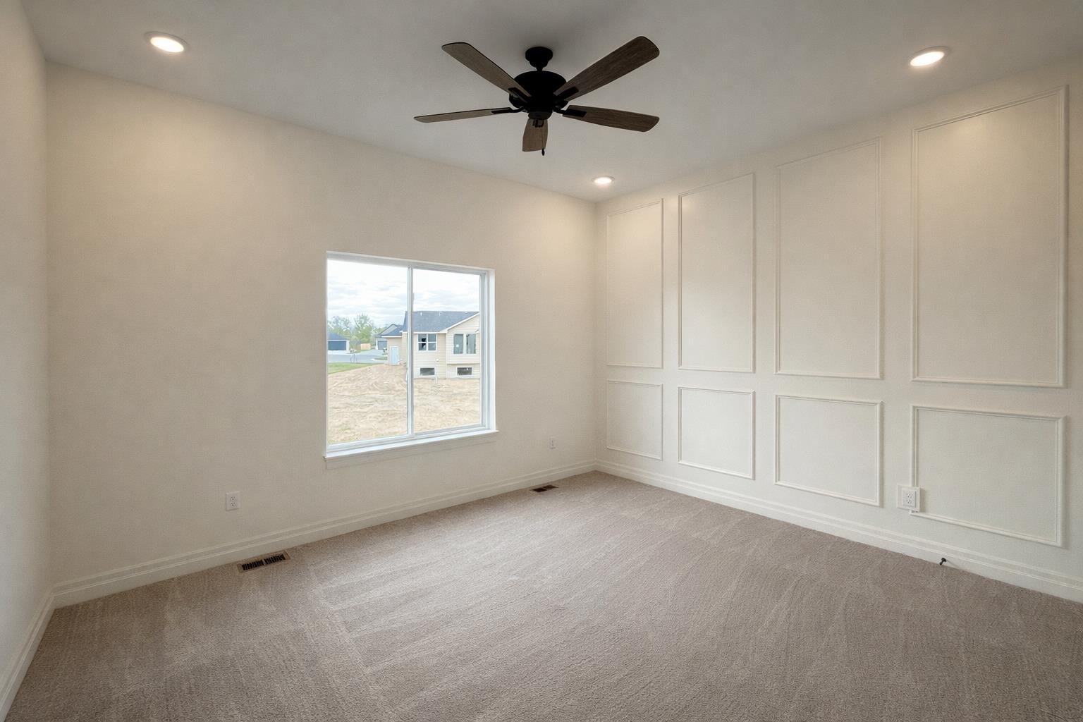 5877 N St Paul Court Wichita KS 67204