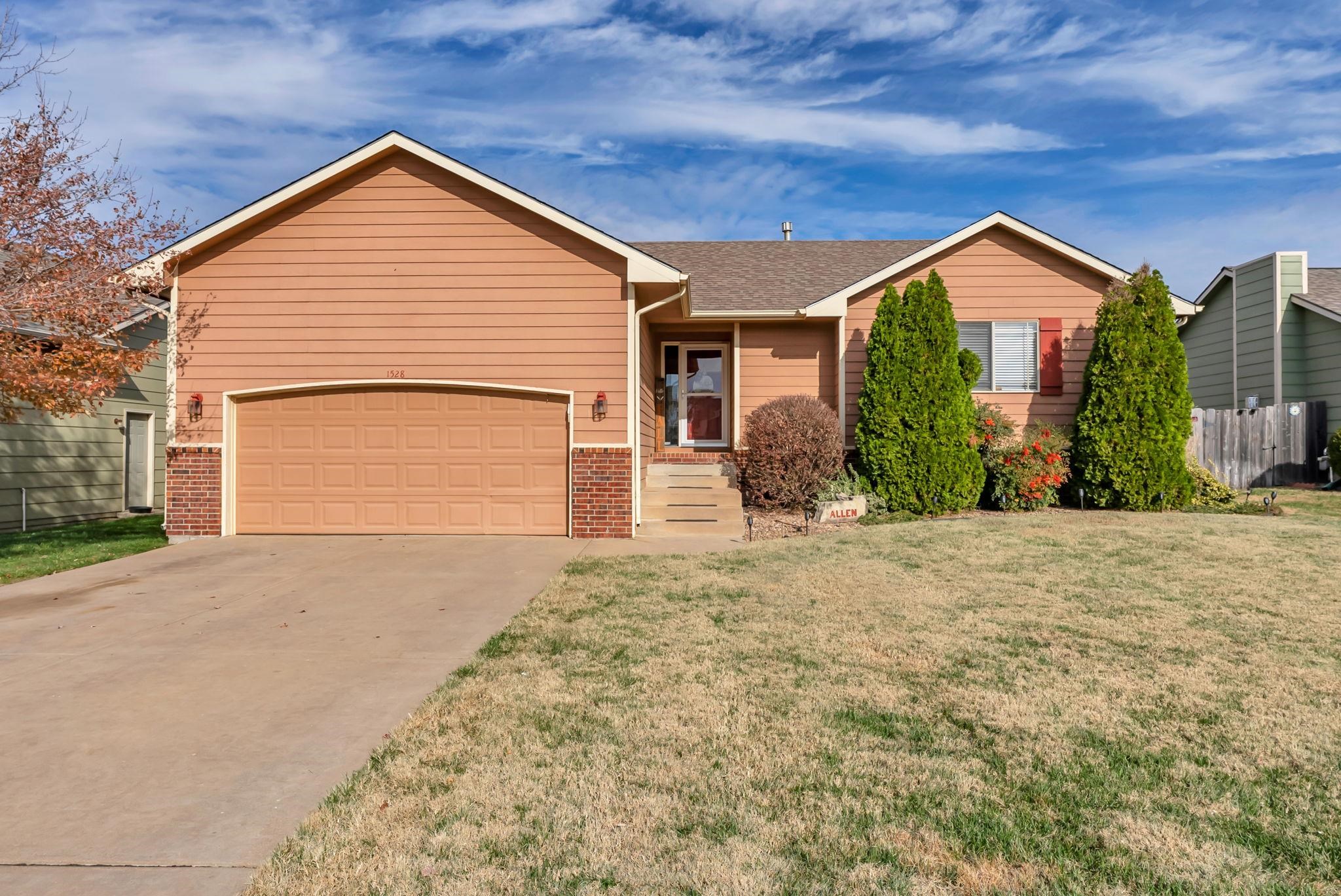1528 E Prairie Hill Street Park City KS 67219