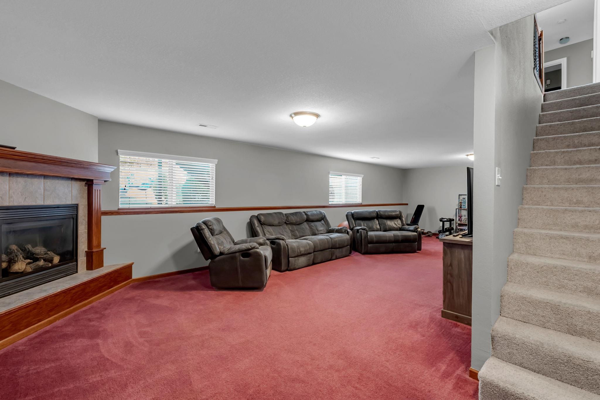 1528 E Prairie Hill Street Park City KS 67219
