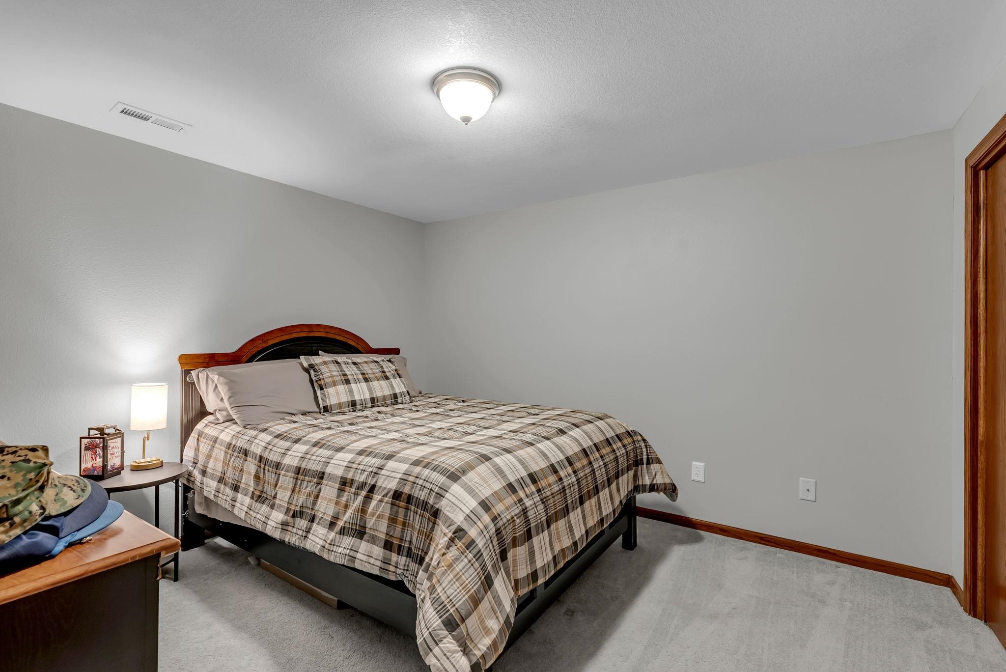 1528 E Prairie Hill Street Park City KS 67219