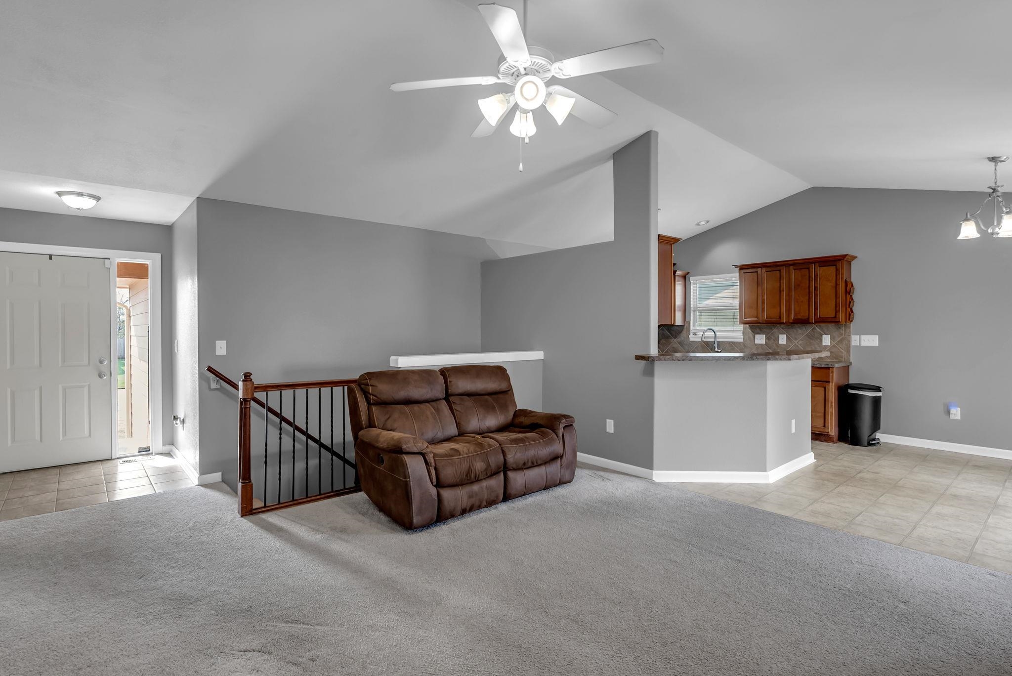 1528 E Prairie Hill Street Park City KS 67219