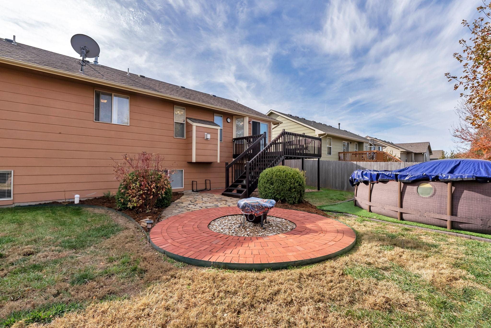 1528 E Prairie Hill Street Park City KS 67219