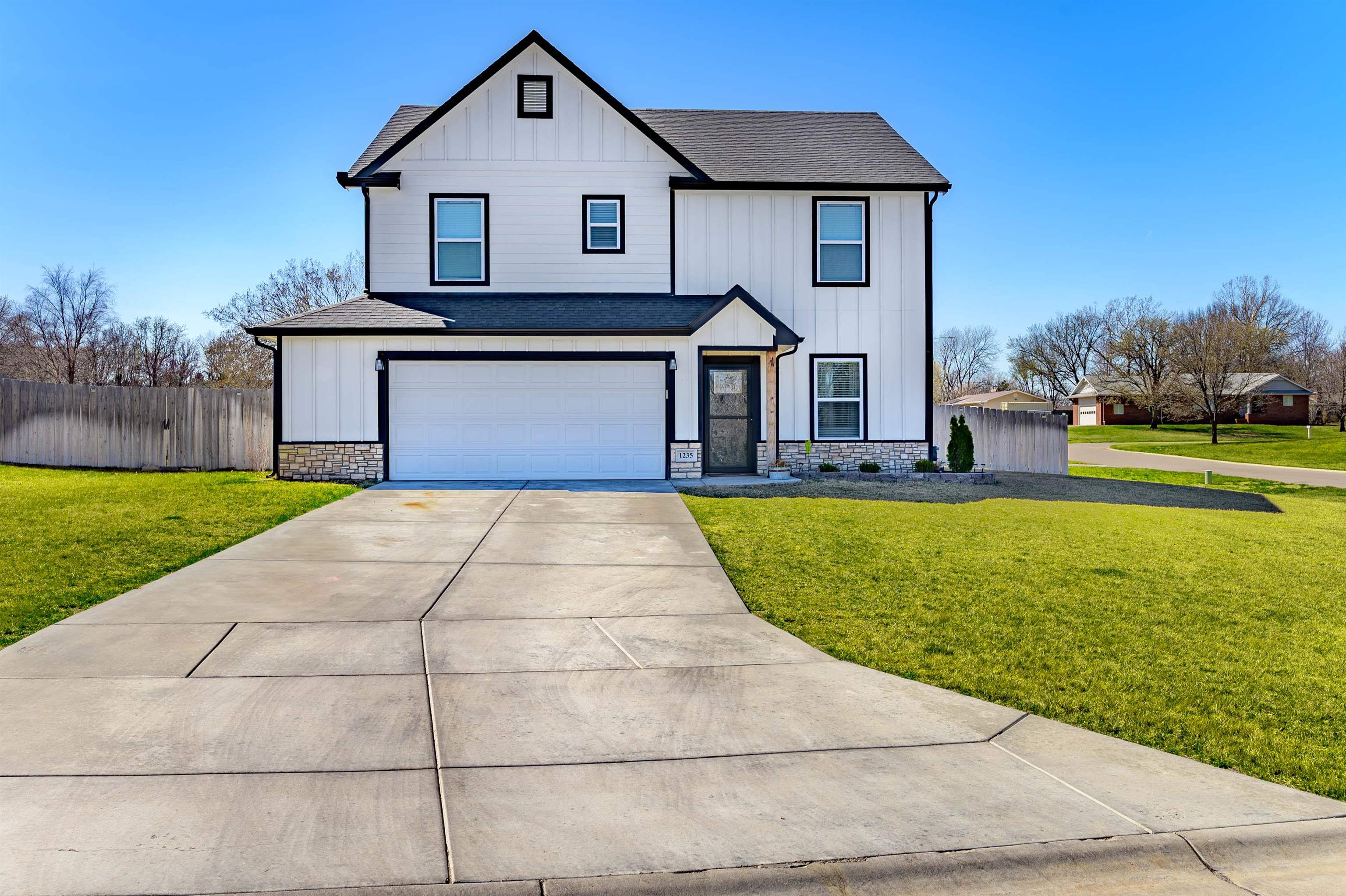 1235 Skyview Drive El Dorado KS 67042