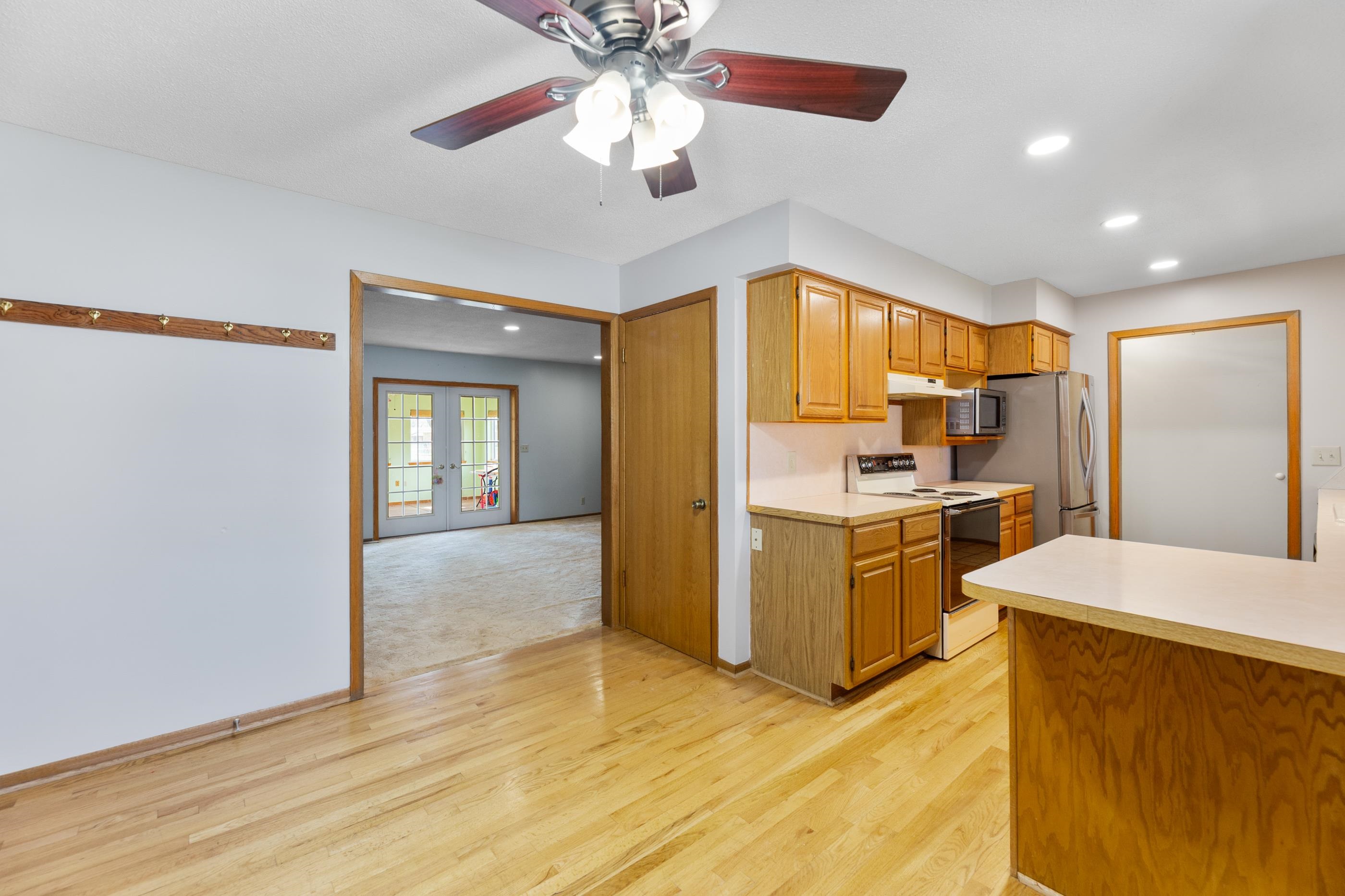 320 S 1st Avenue Clearwater KS 67026