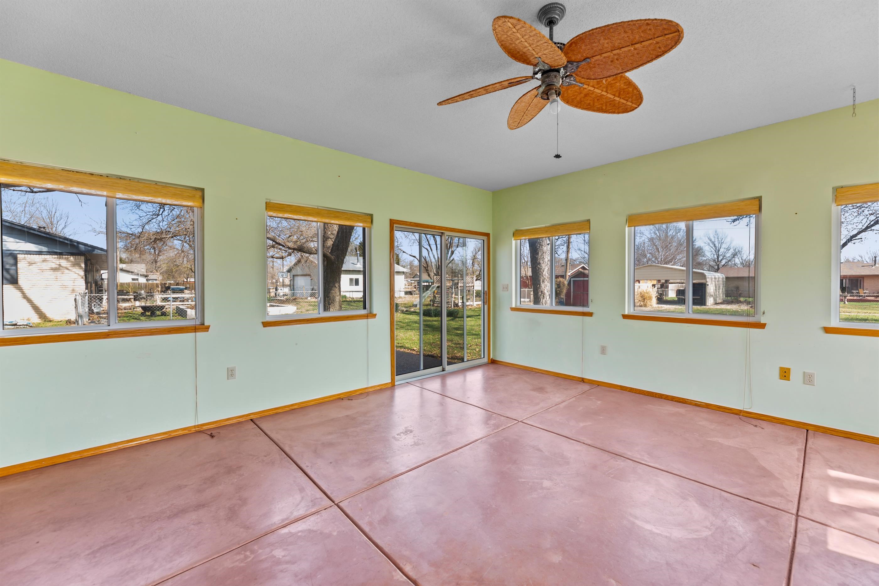 320 S 1st Avenue Clearwater KS 67026