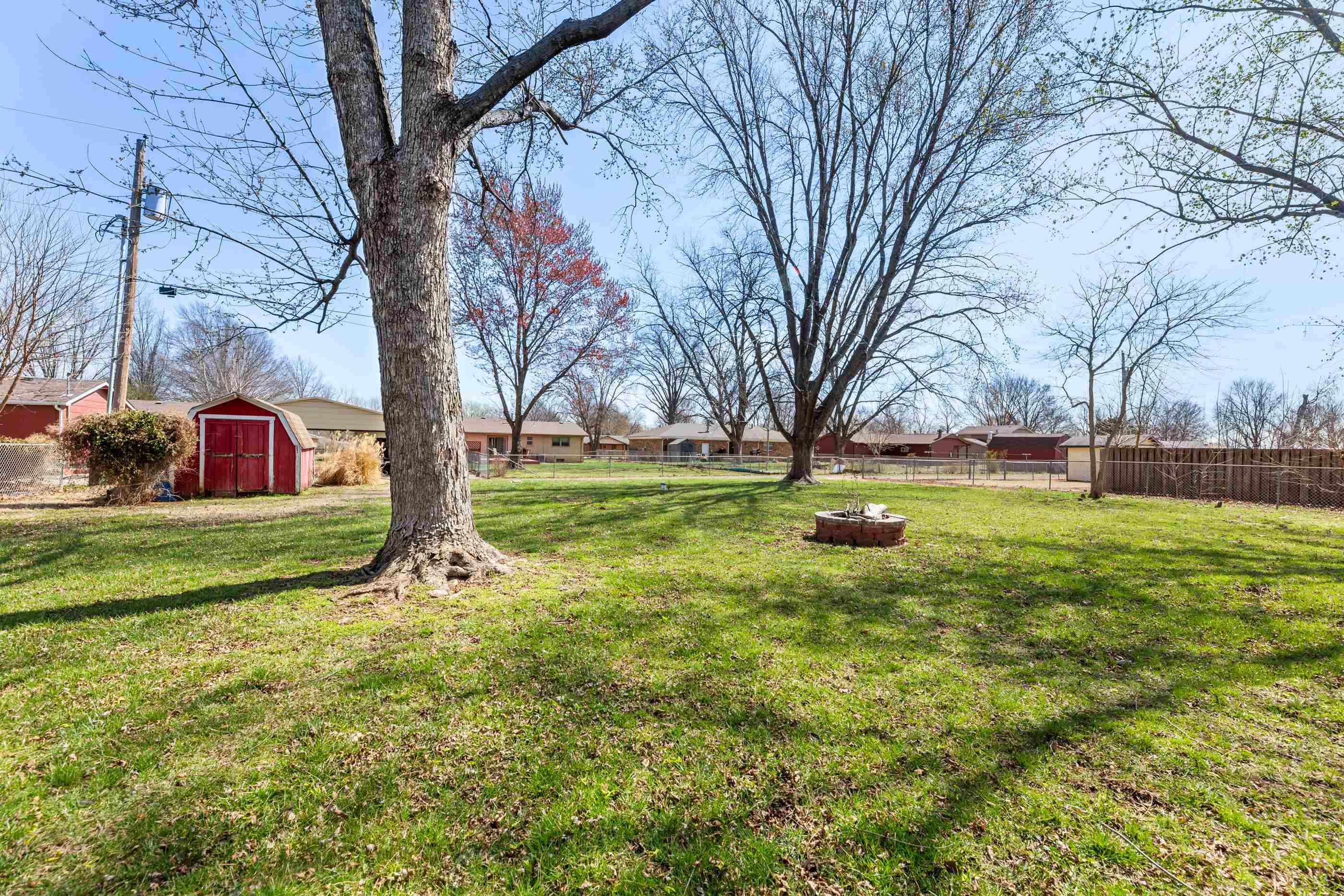 320 S 1st Avenue Clearwater KS 67026