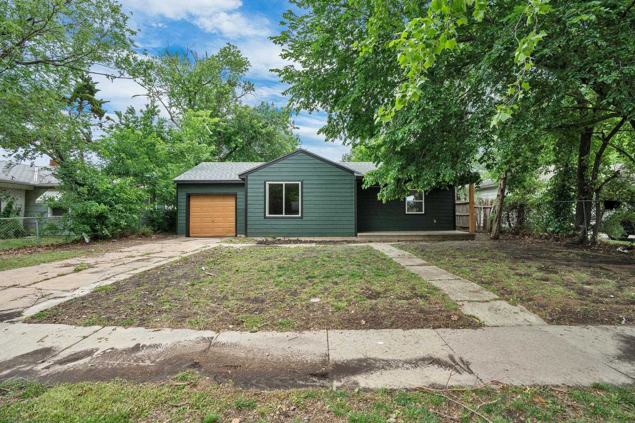 2612 N Green Wichita KS 67219
