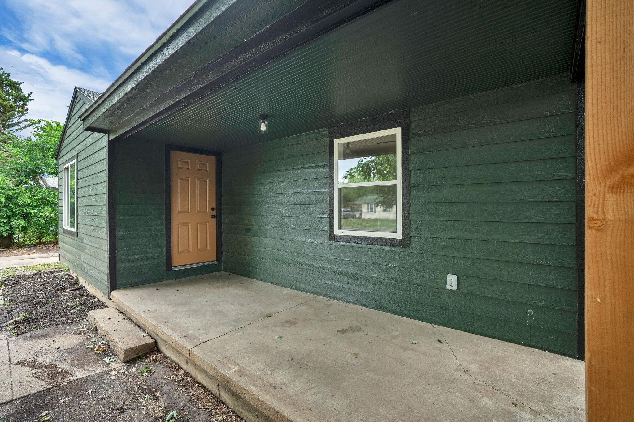 2612 N Green Wichita KS 67219