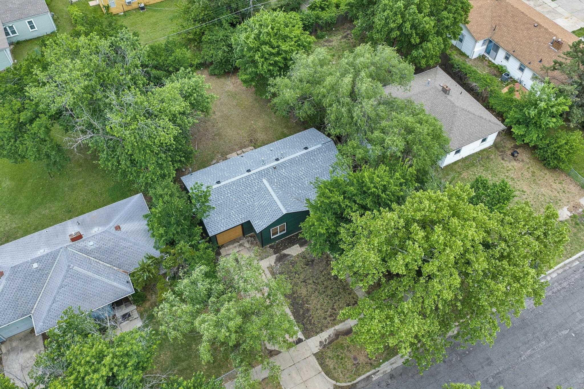 2612 N Green Wichita KS 67219