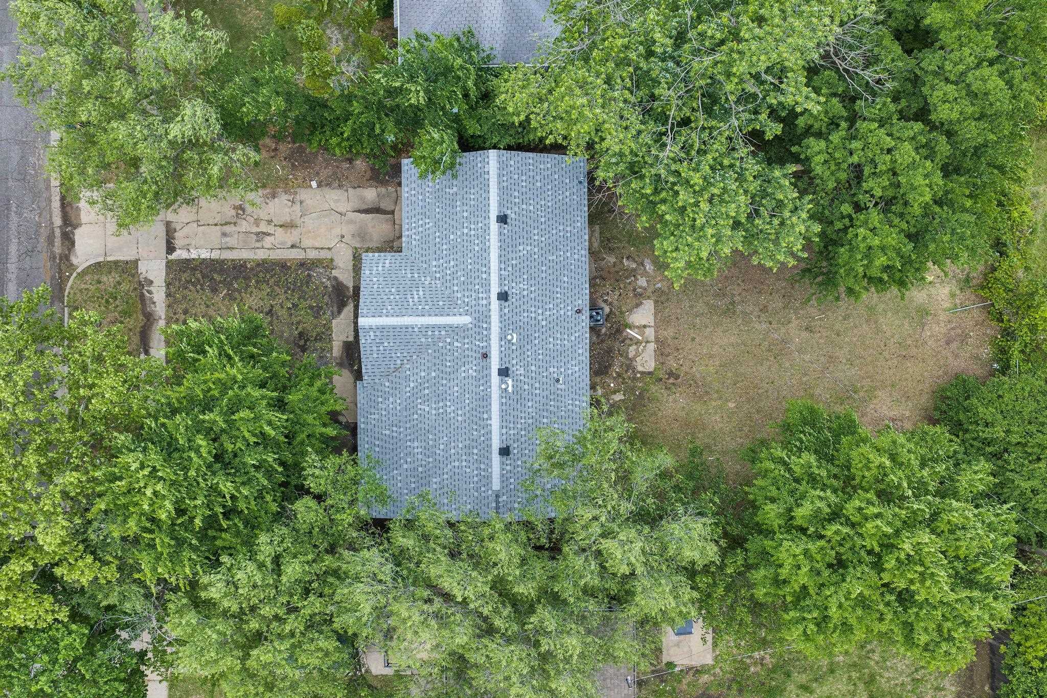 2612 N Green Wichita KS 67219
