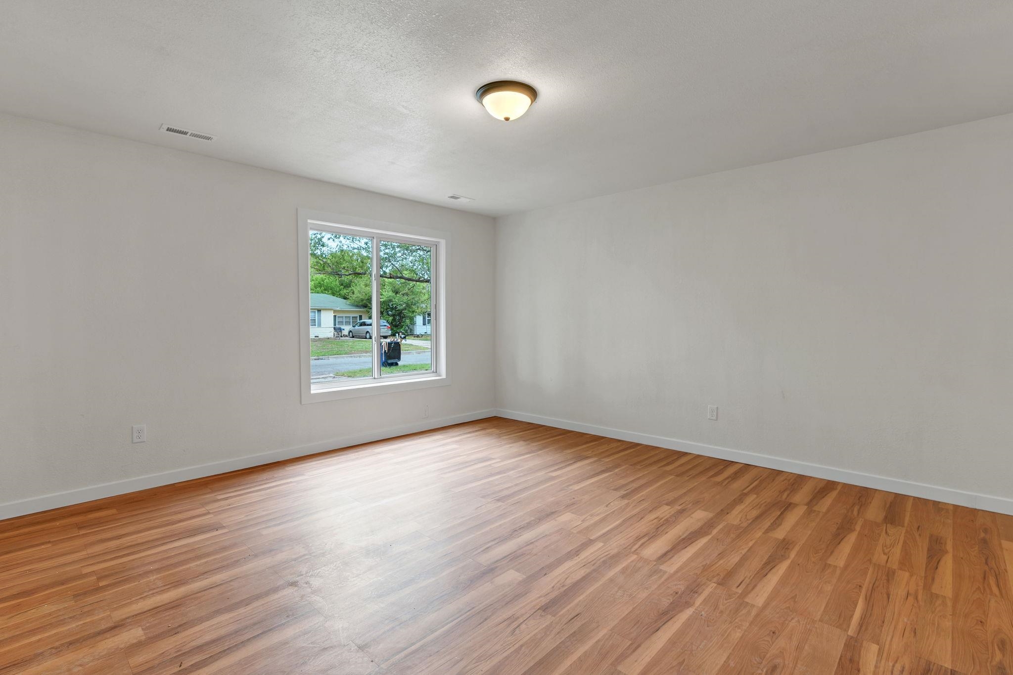 2612 N Green Wichita KS 67219